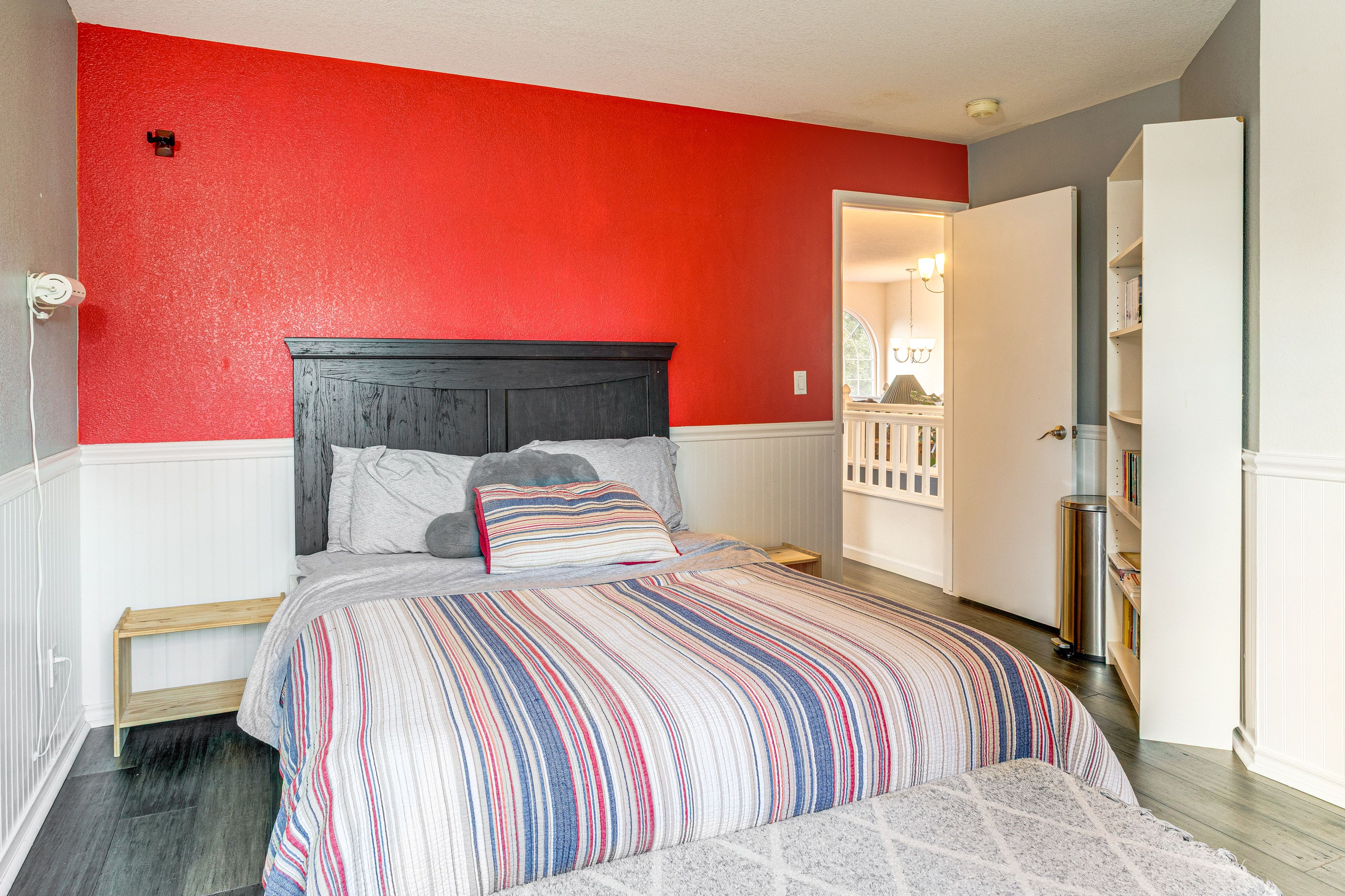Bedroom 4 | 2nd Floor | Queen Bed
