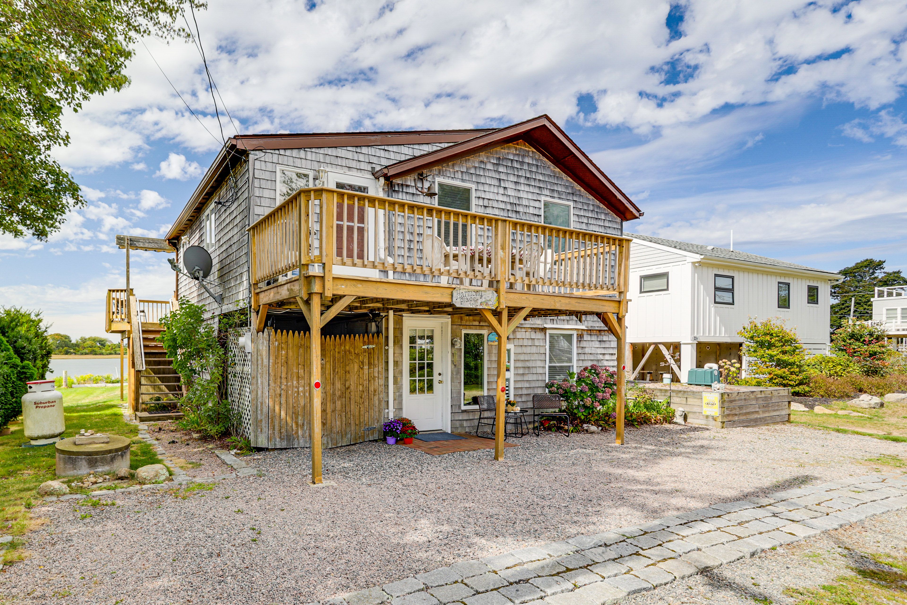 Parking | Driveway (3 Vehicles)