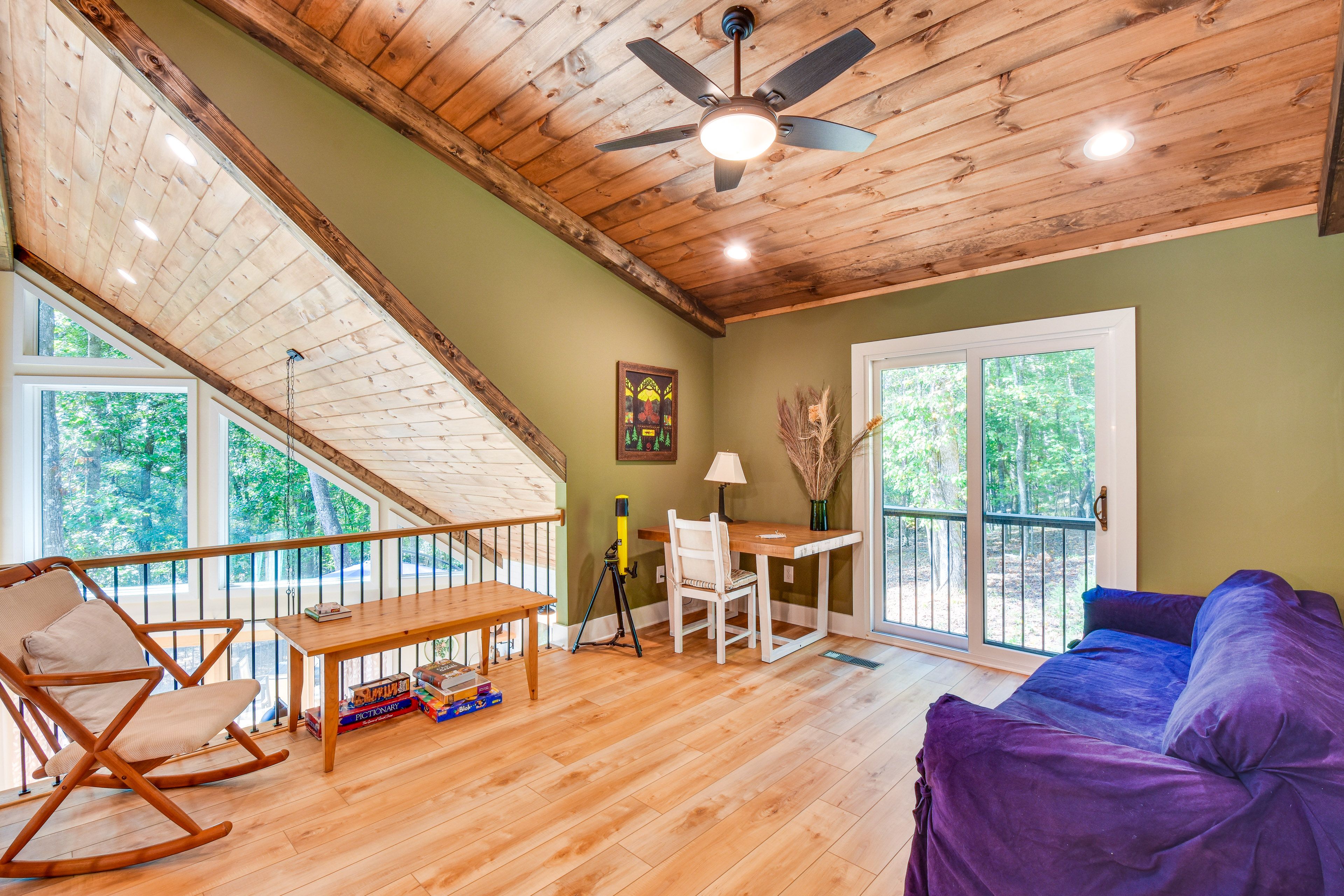 Loft | Desk | Board Games