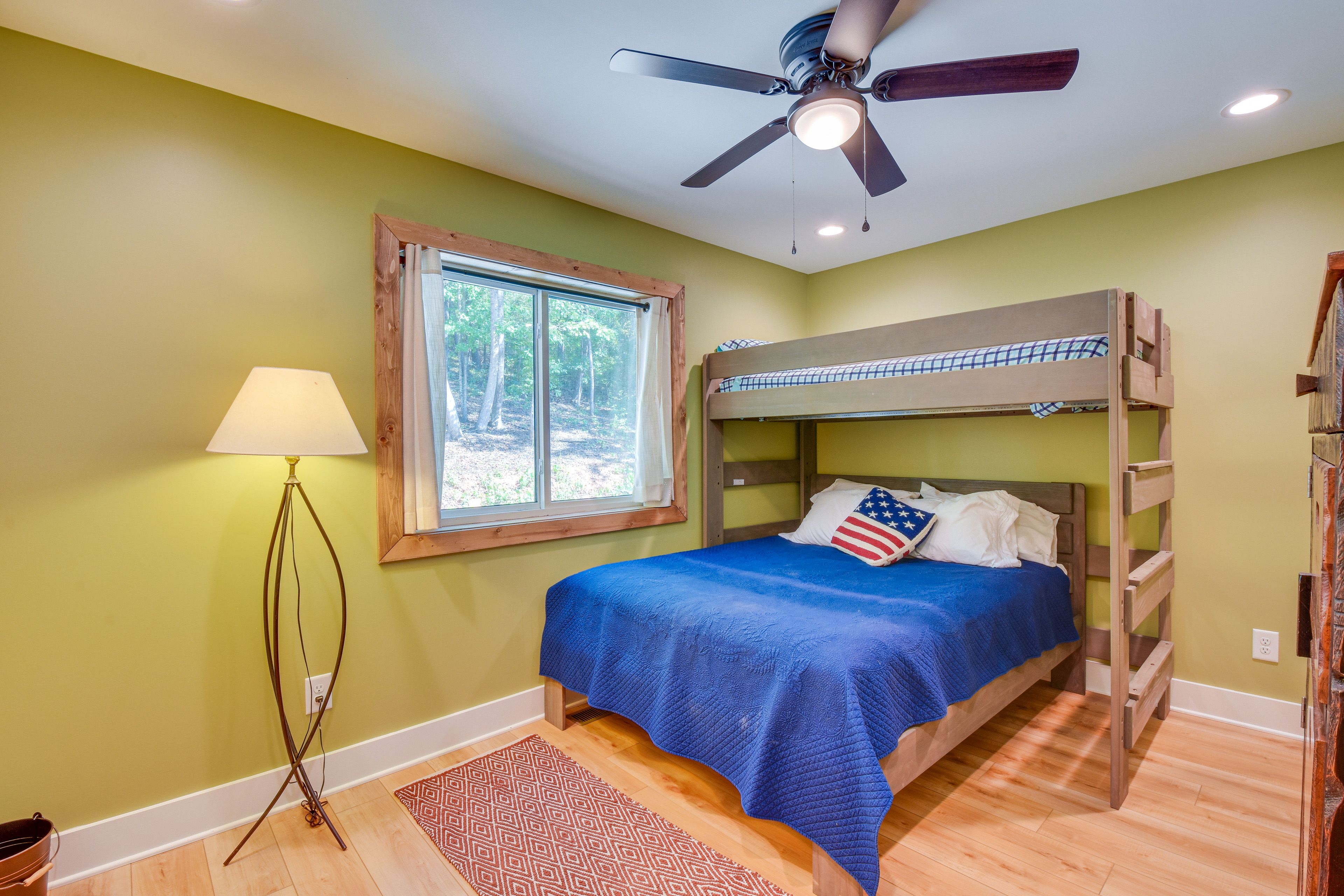 Bedroom 2 | 1st Floor | Twin/Queen Bunk Bed