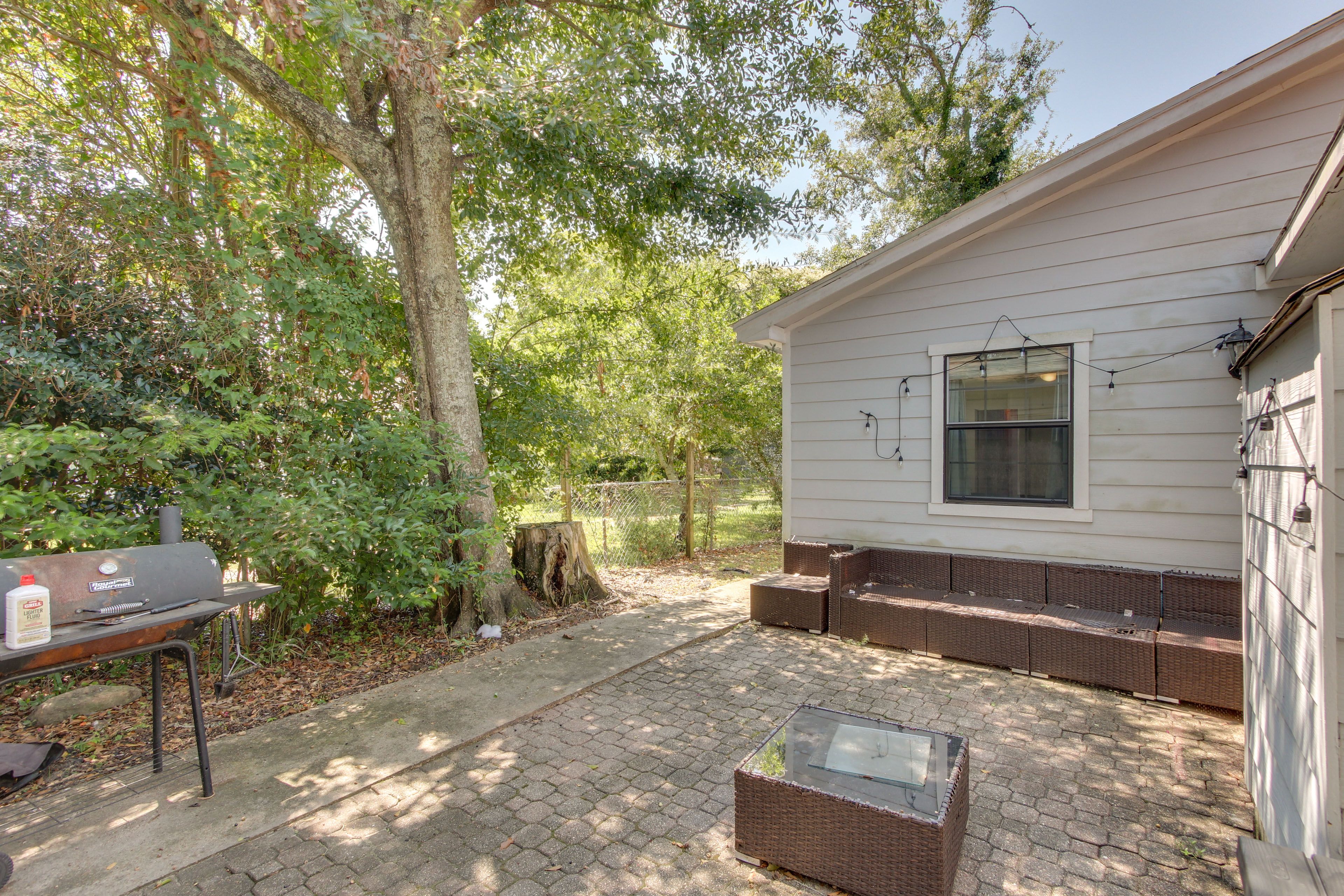 Private Patio | Charcoal Grill | Fenced Yard