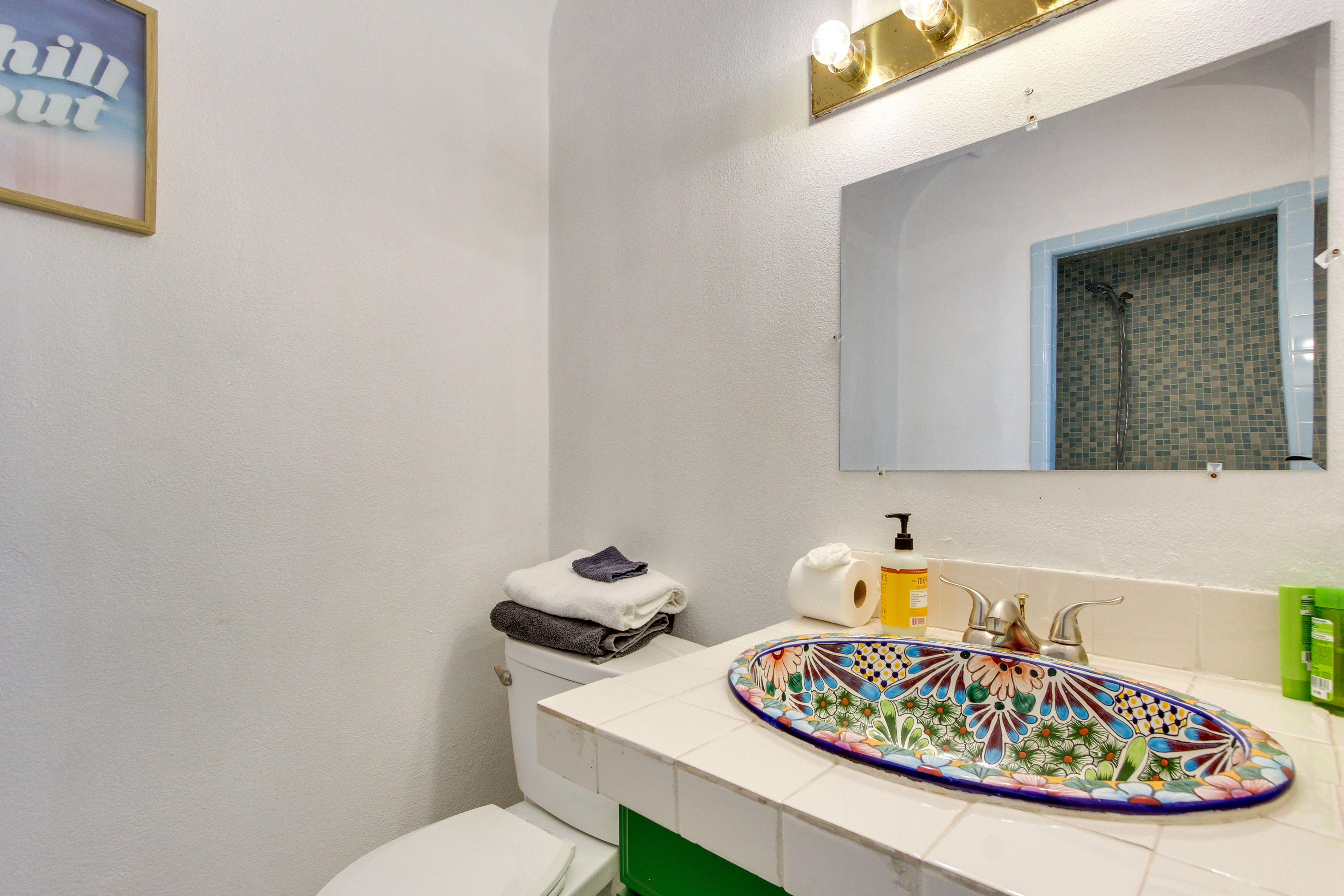 Bathroom | Shower | 1st Floor