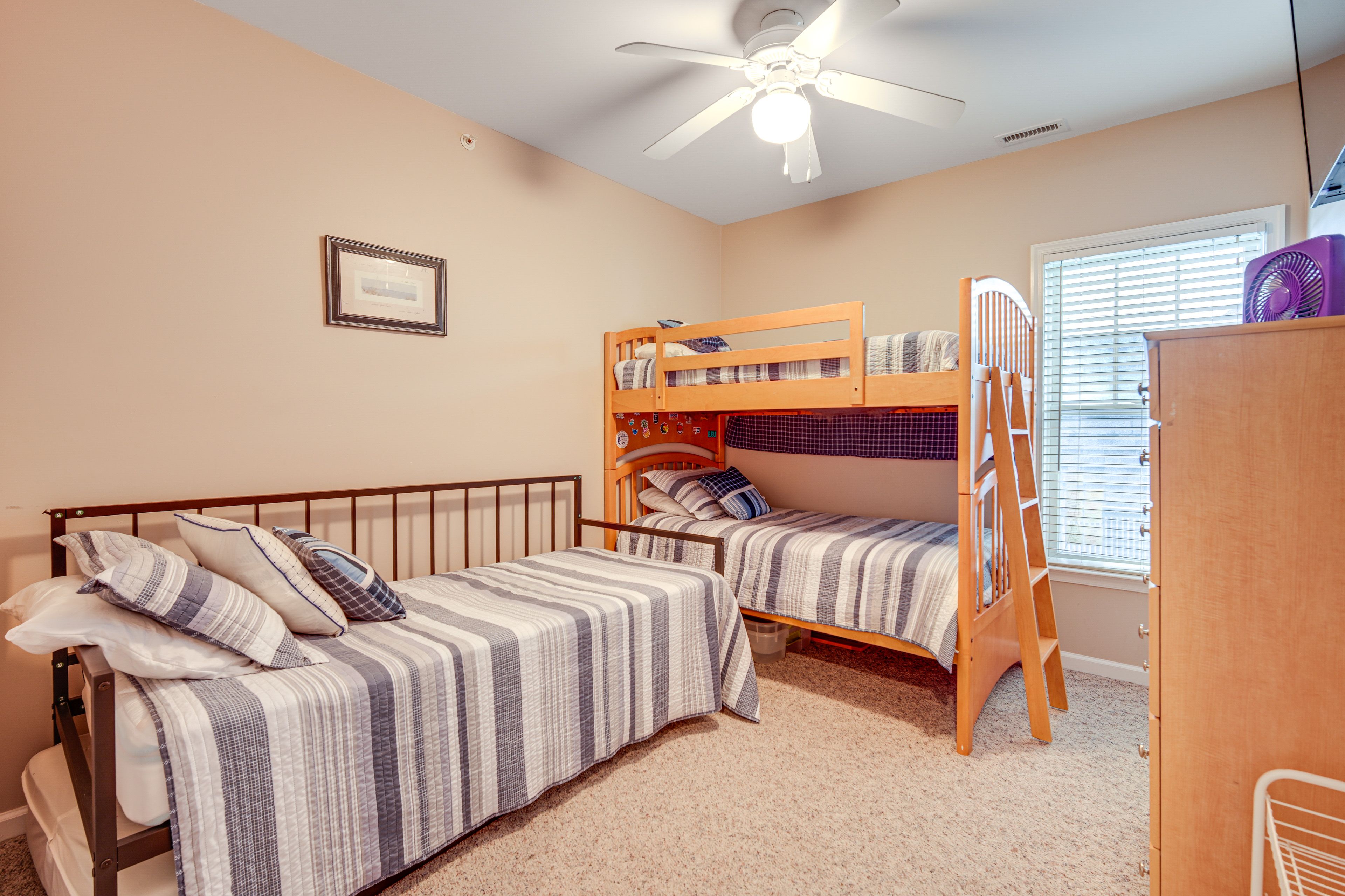 Bedroom 3 | Twin Bunk Bed | Twin Daybed w/ Twin Trundle