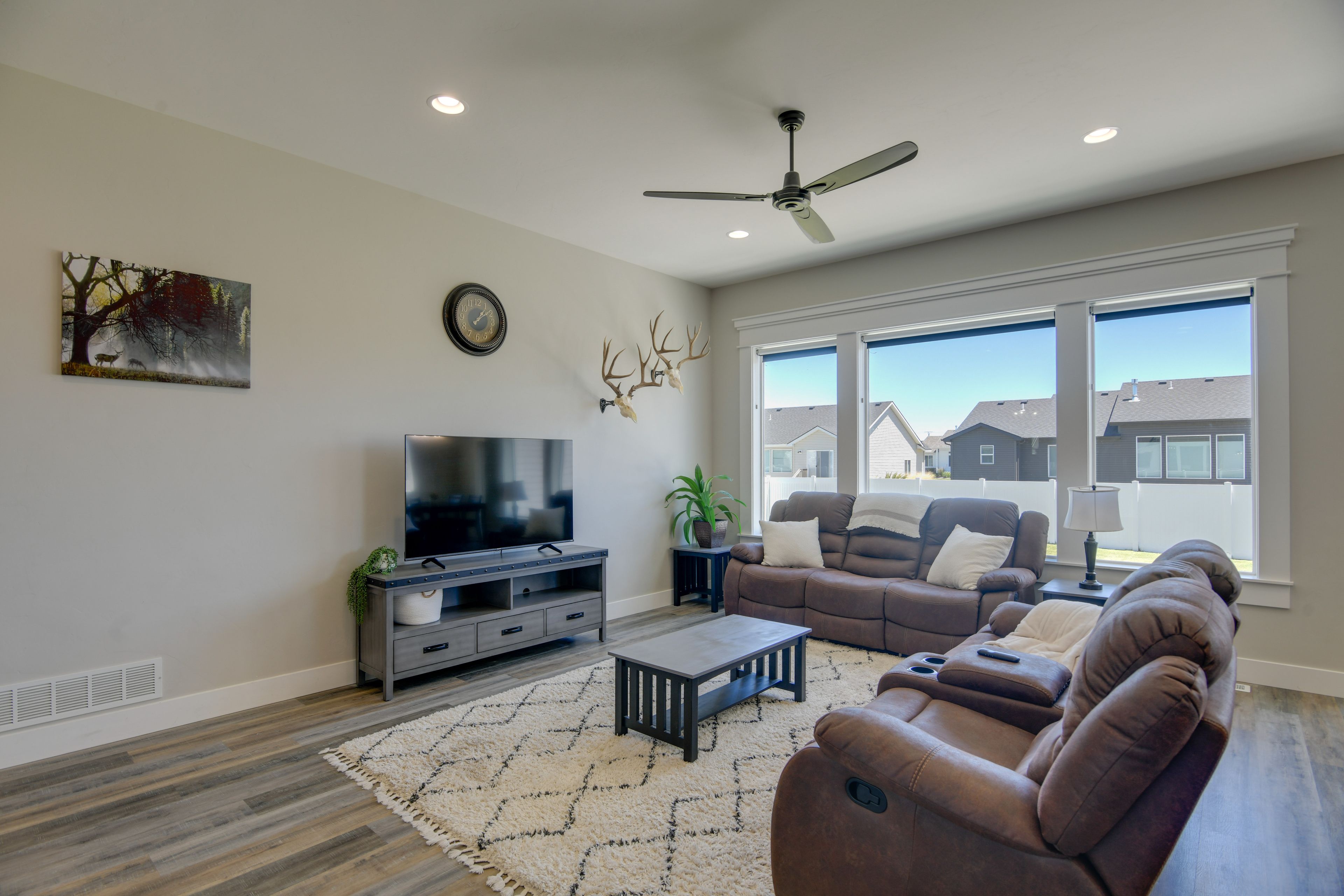 Living Room | Main Floor