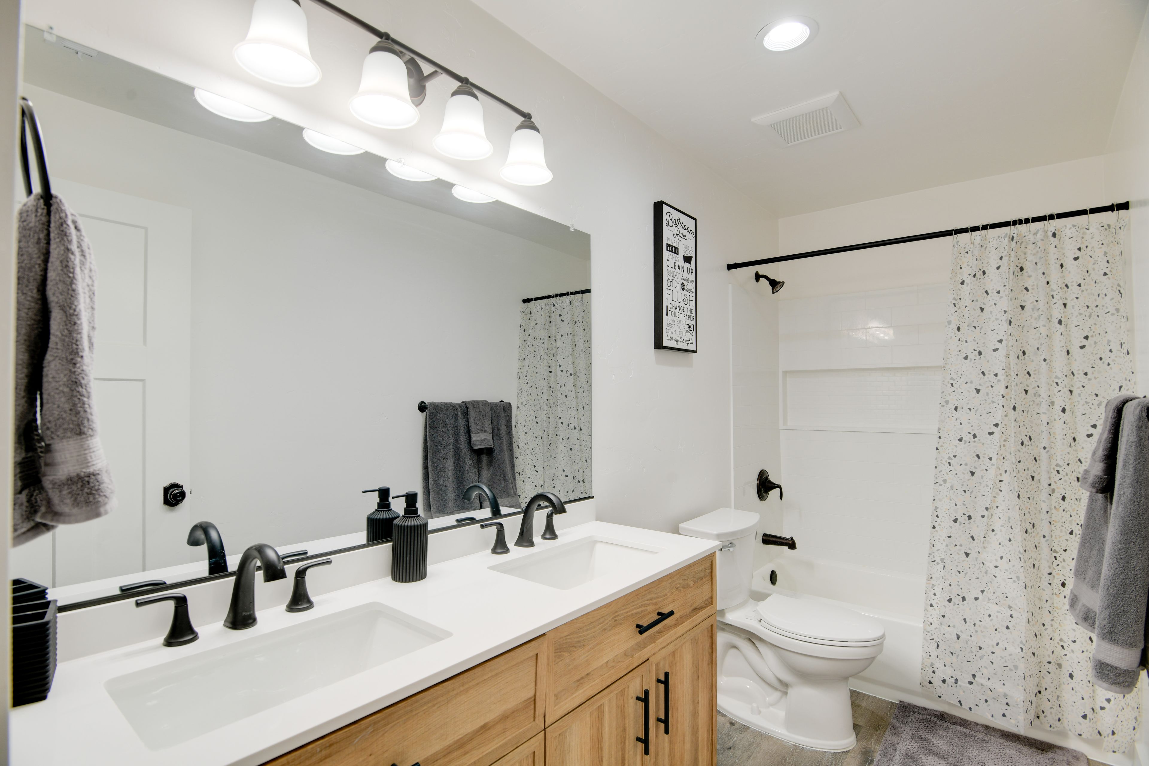 Full Bathroom | Lower Floor