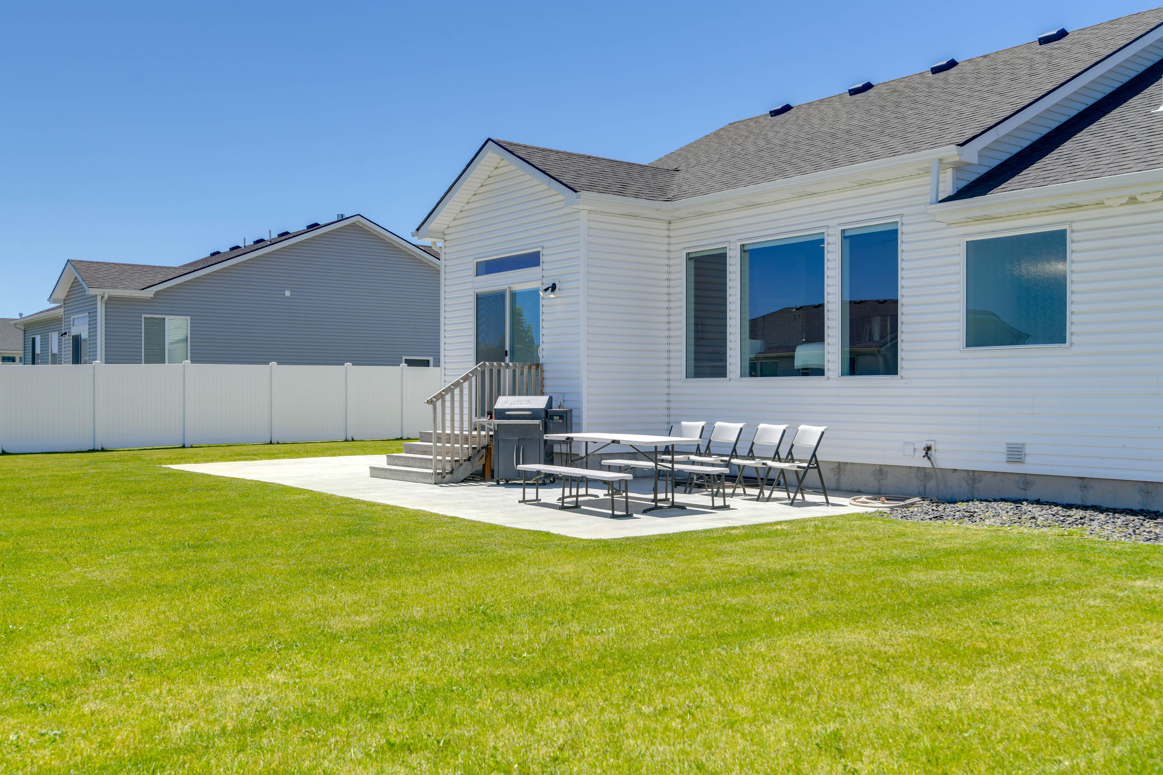 Idaho Falls Vacation Rental | 6BR | 3BA | 3,100 Sq Ft