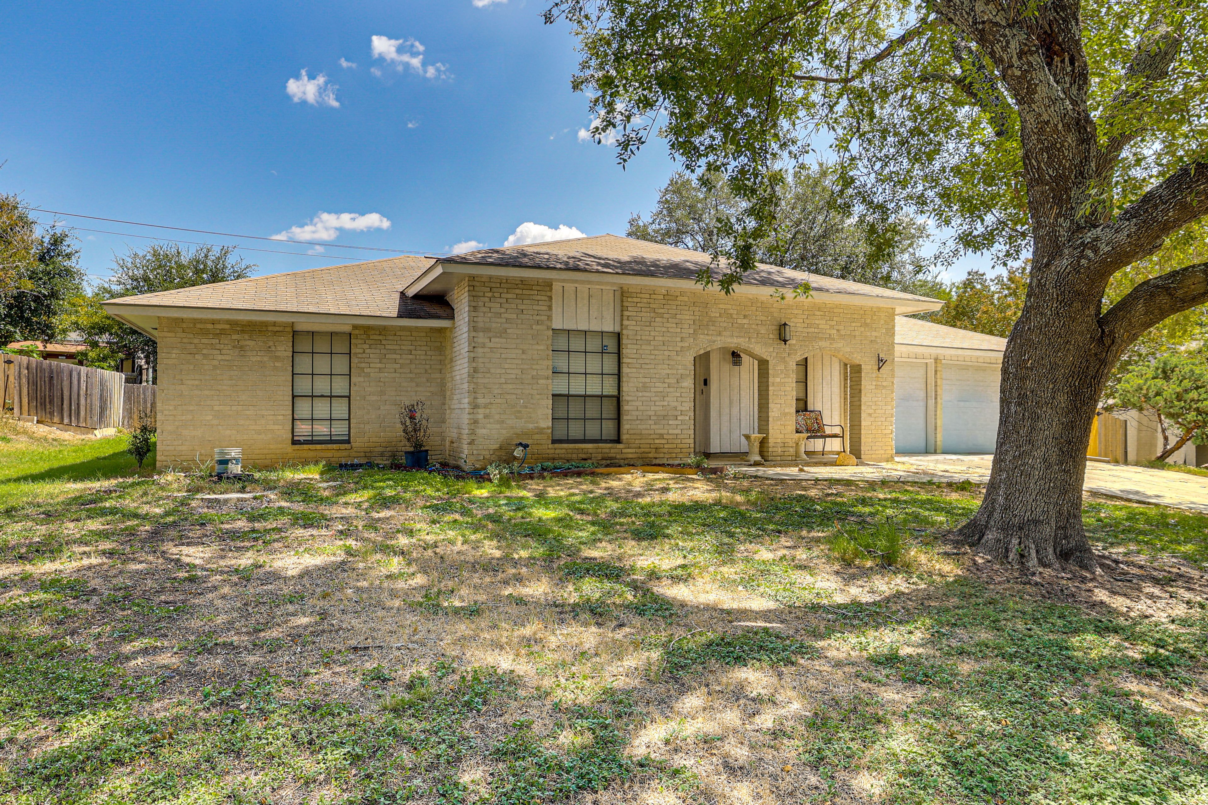 Front Yard | Single-Story House | In-Unit Laundry