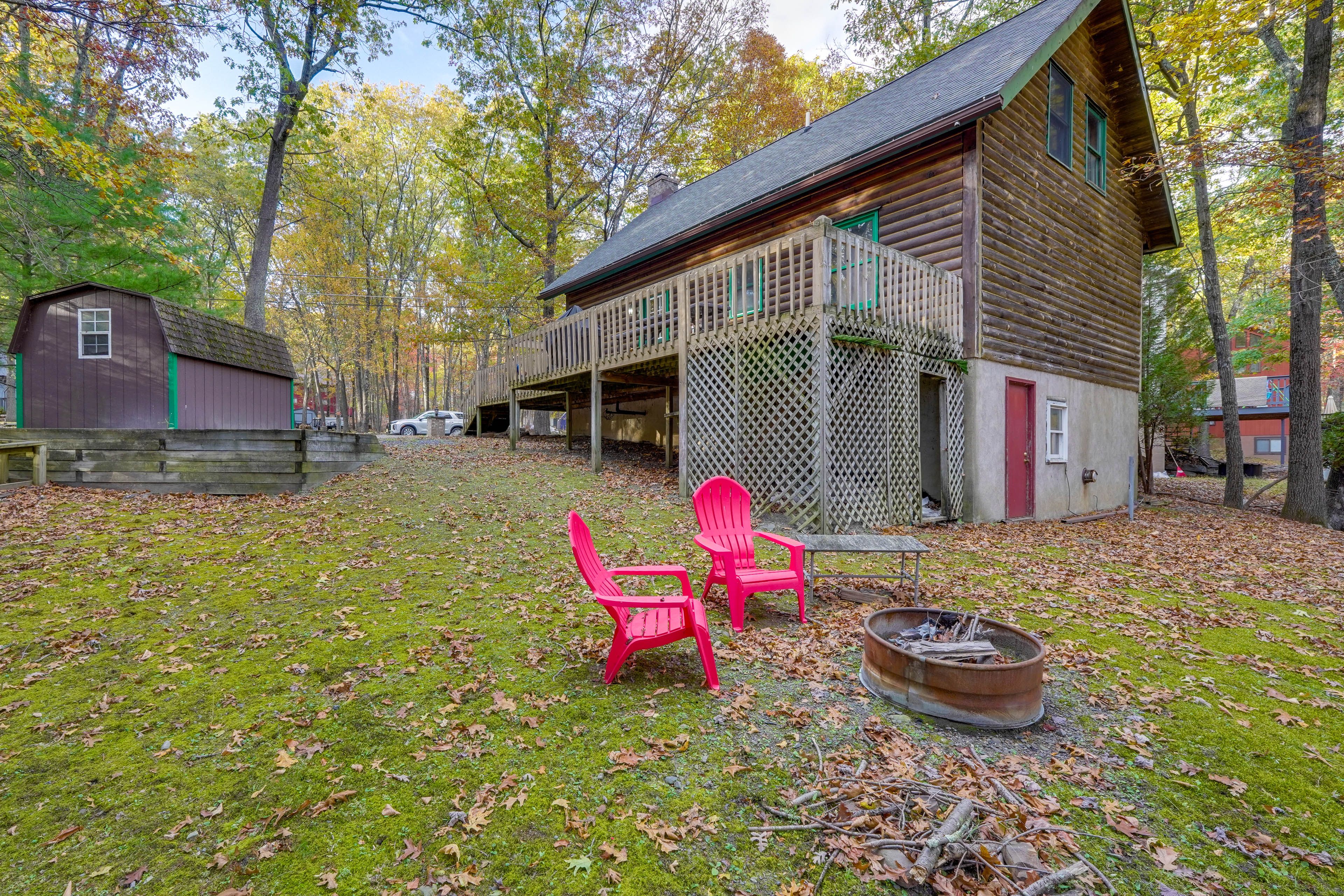 Backyard | Fire Pit | Outdoor Seating