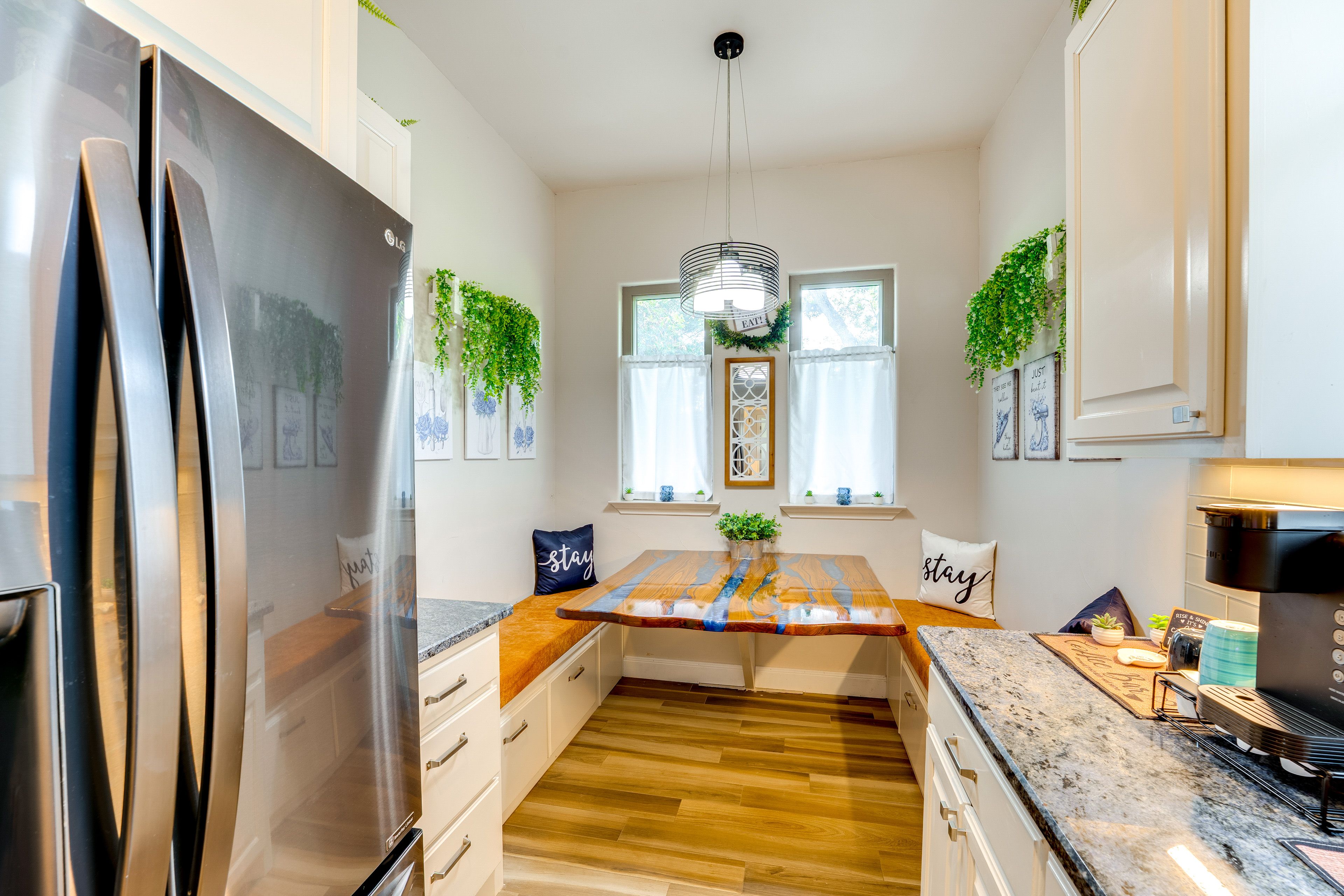 Breakfast Nook