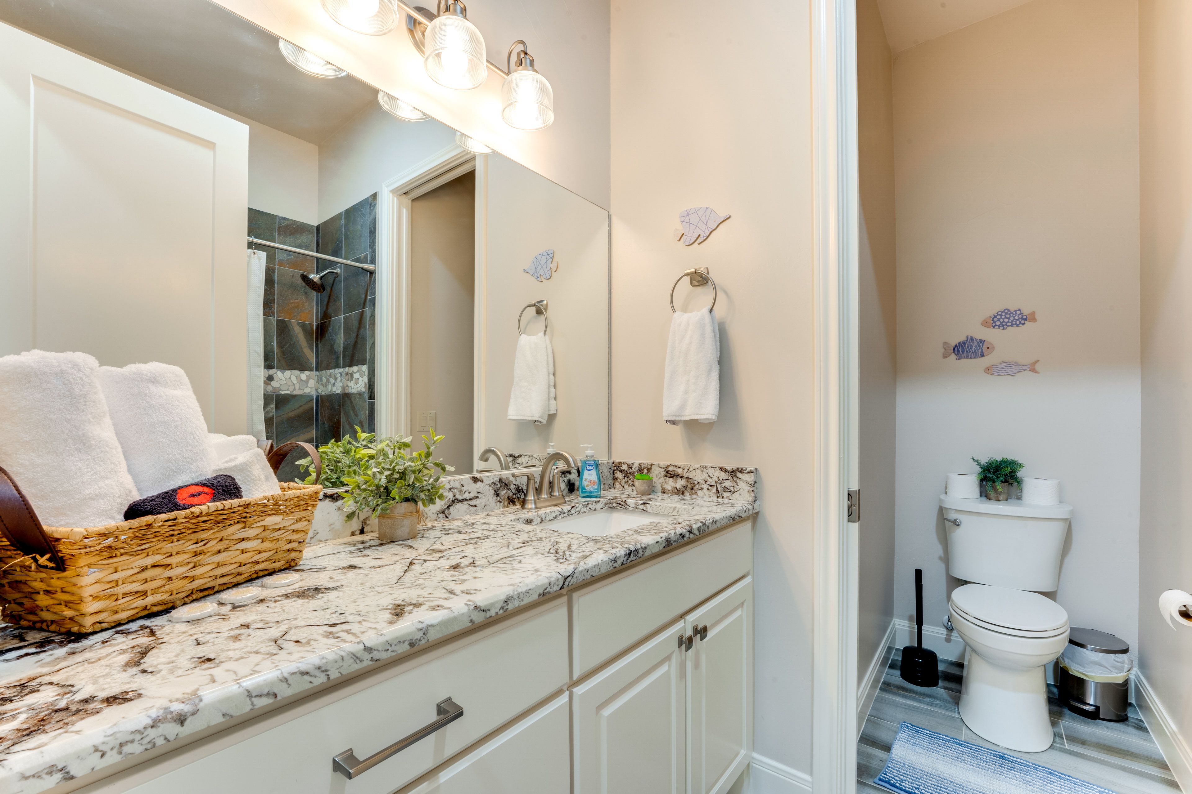 Full Bathroom
