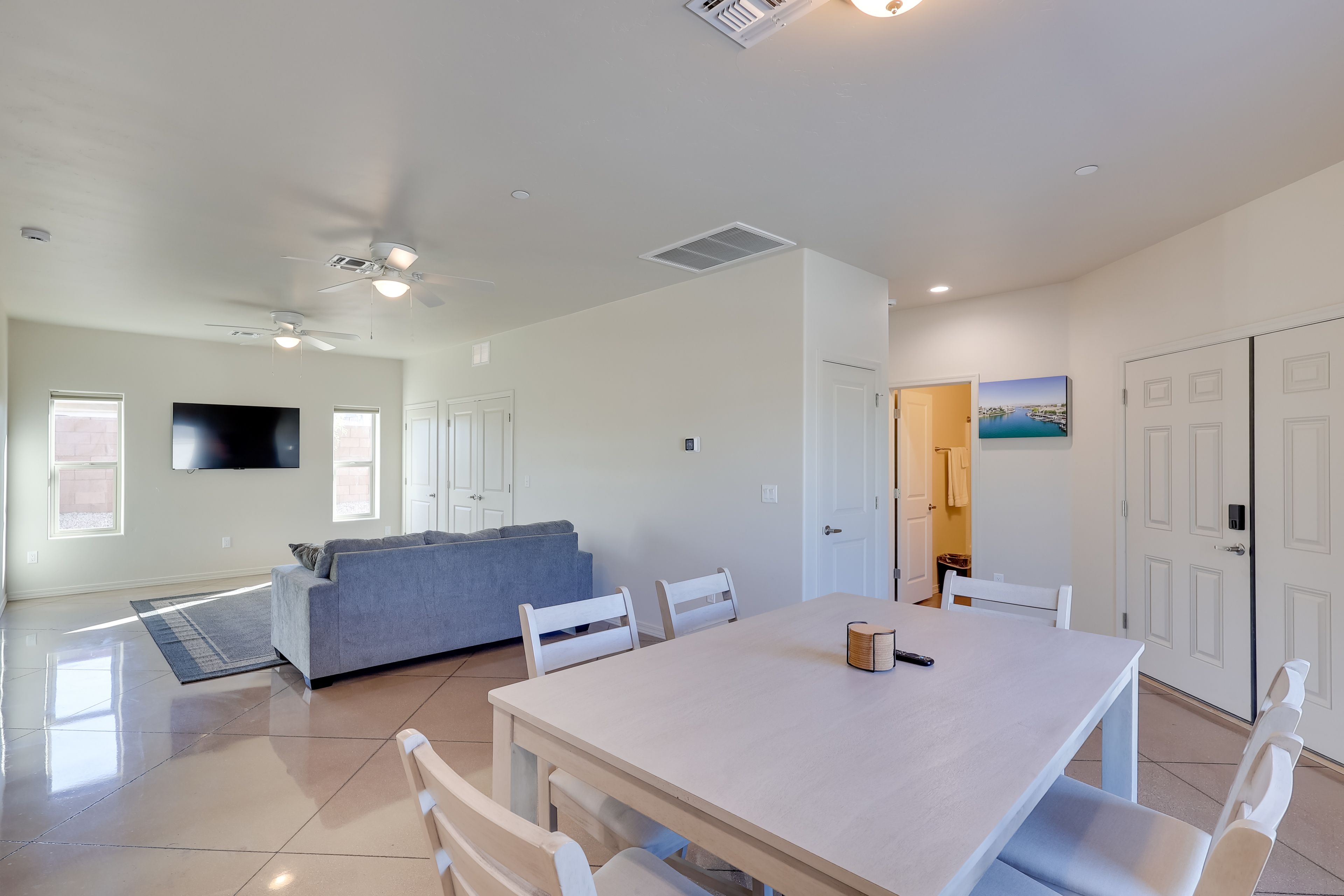 Dining Area | Dishware & Flatware