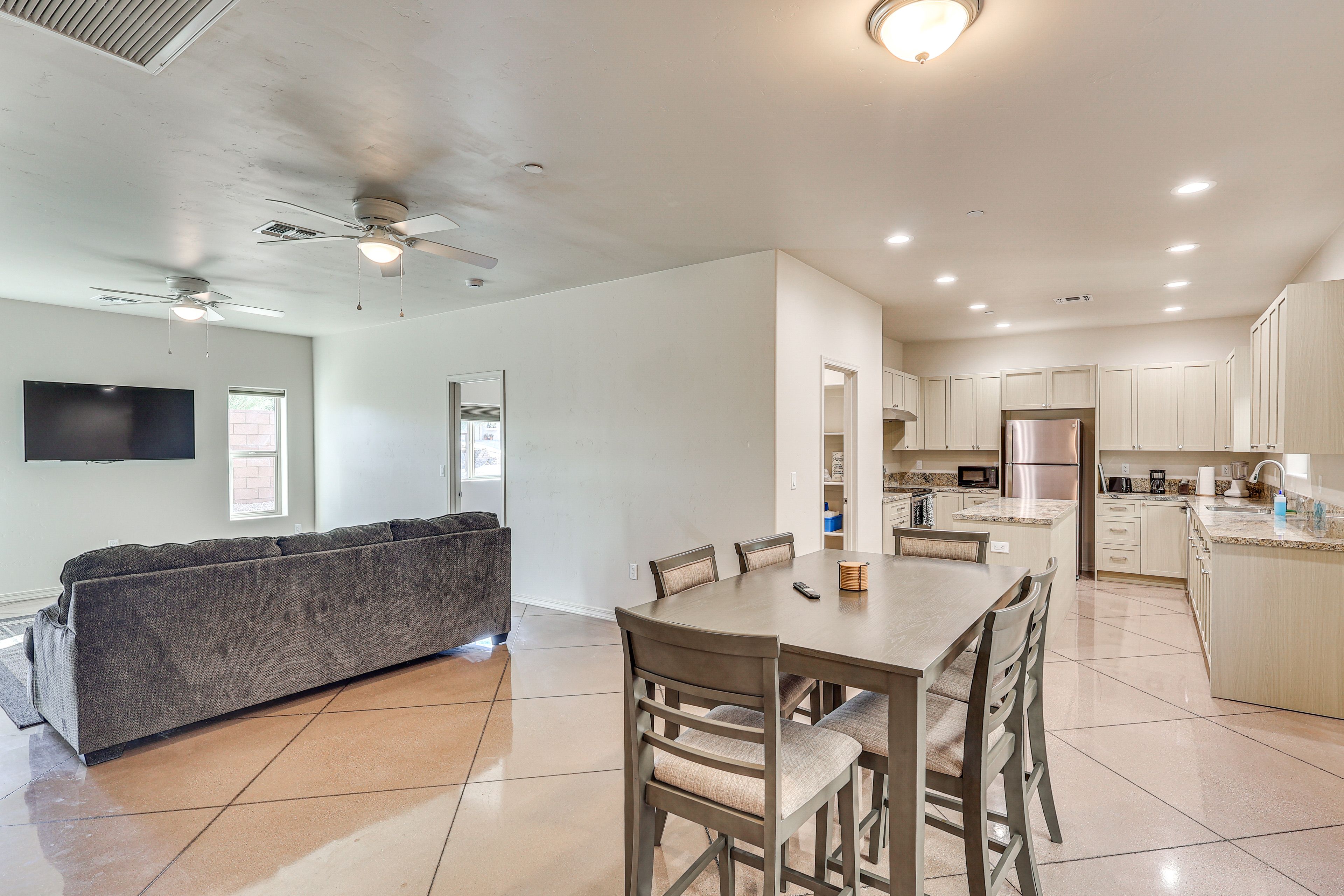 Lake Havasu City Vacation Rental | 2BR | 2BA | 1,400 Sq Ft | 1 Step to Enter