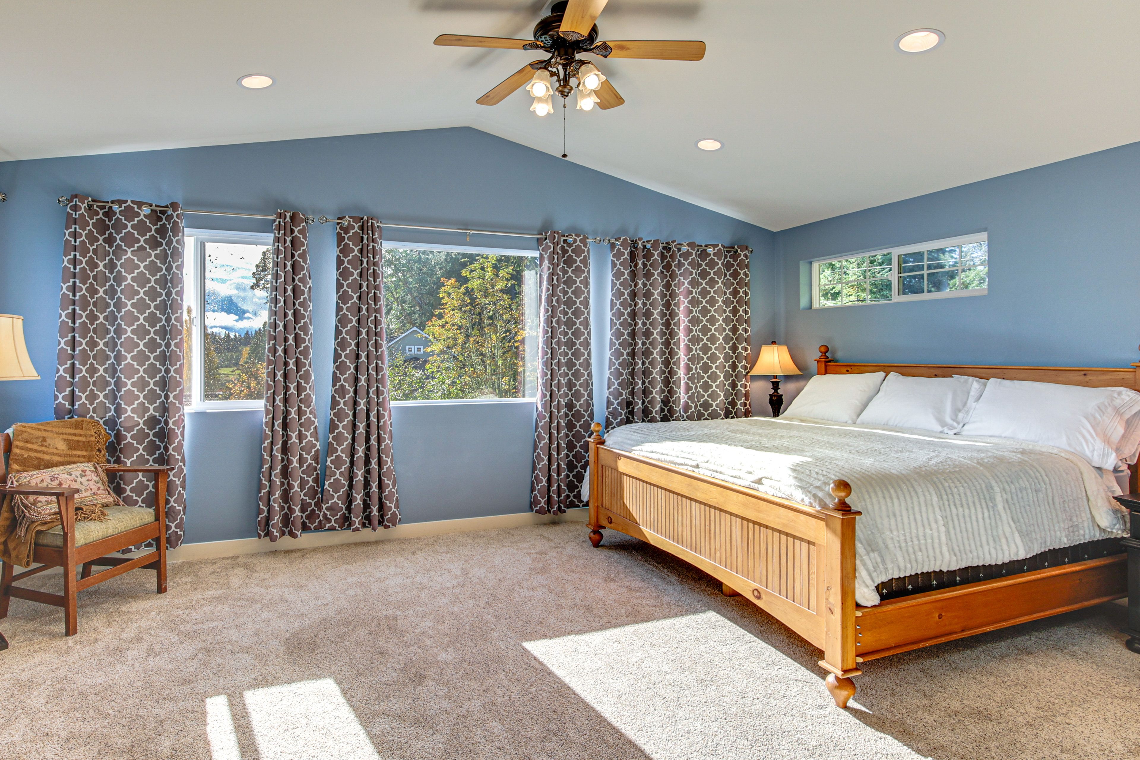 Bedroom 2 | King Bed | Twin/Queen Bunk Bed | 2nd Floor