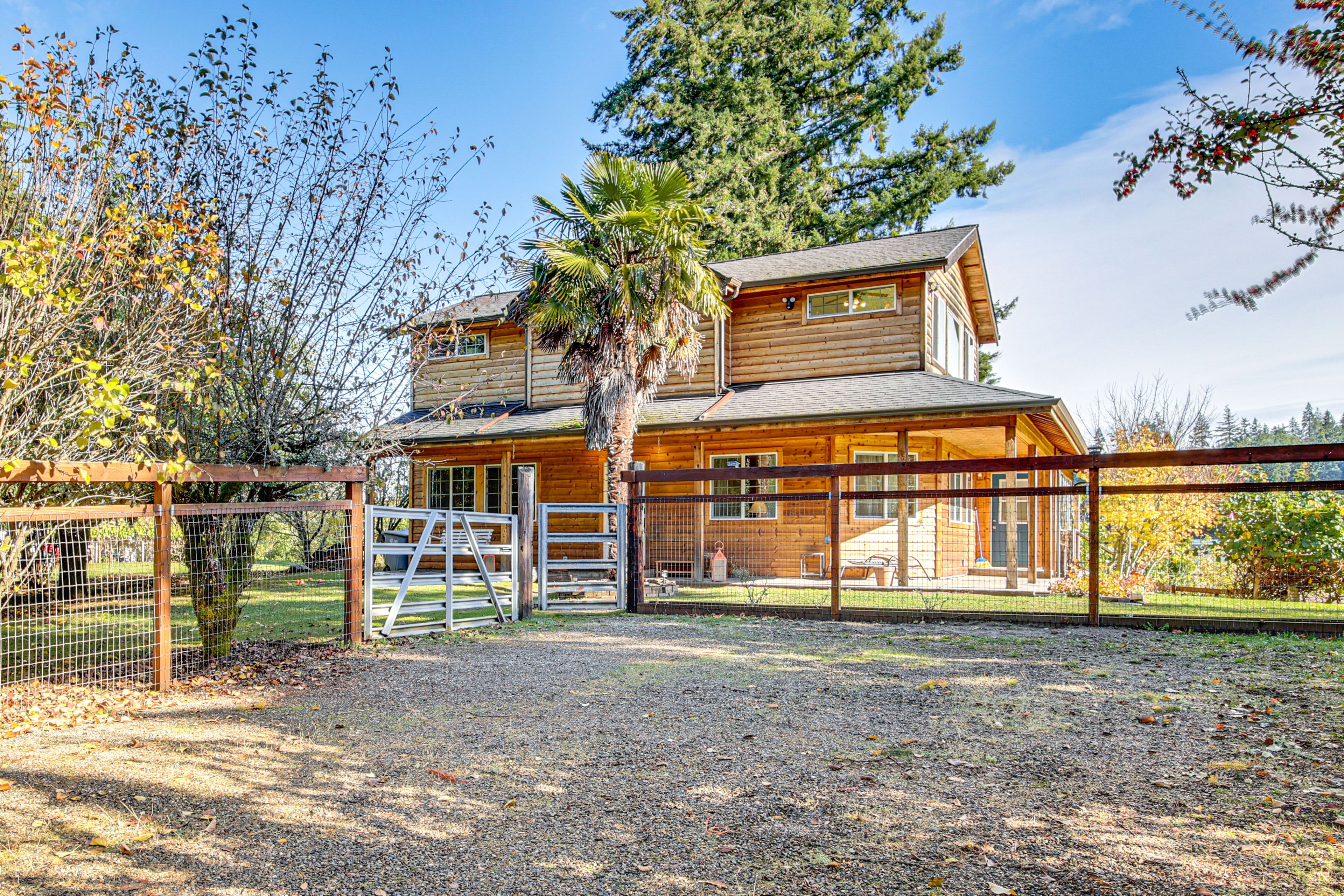 Parking | Driveway (3 Vehicles)