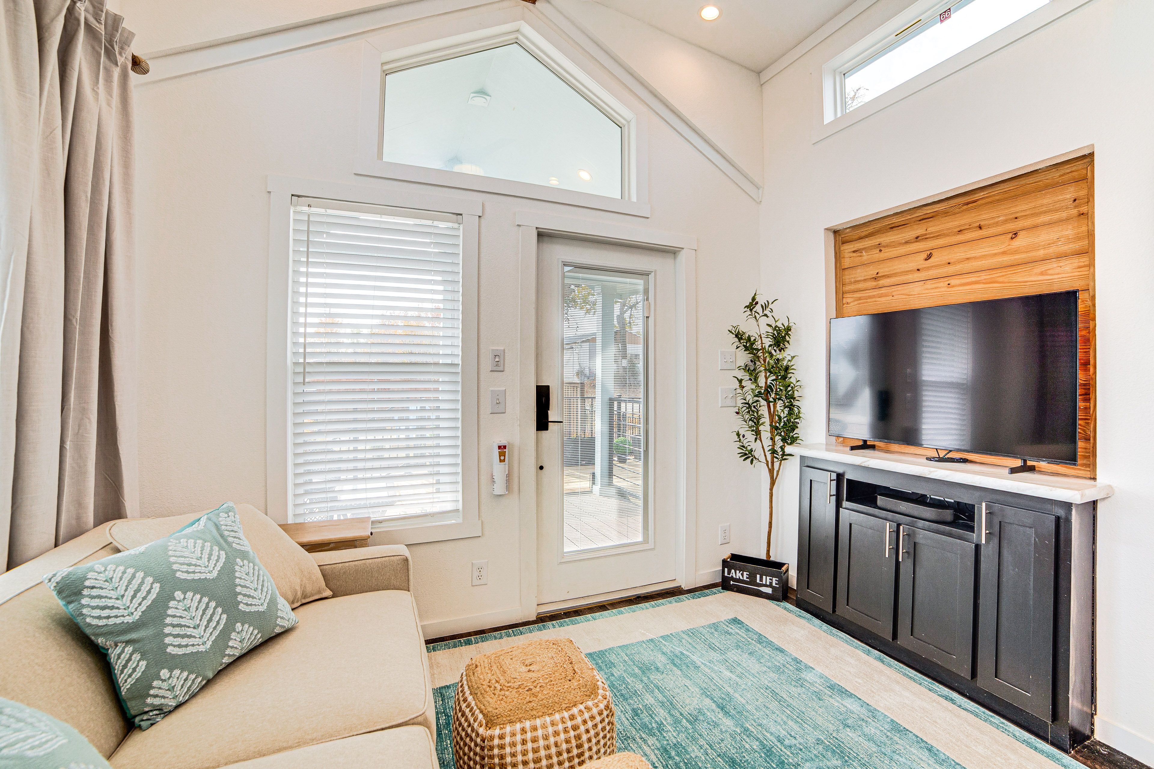 Living Room | Full Sleeper Sofa | Mini-Split Heating & A/C | Free WiFi