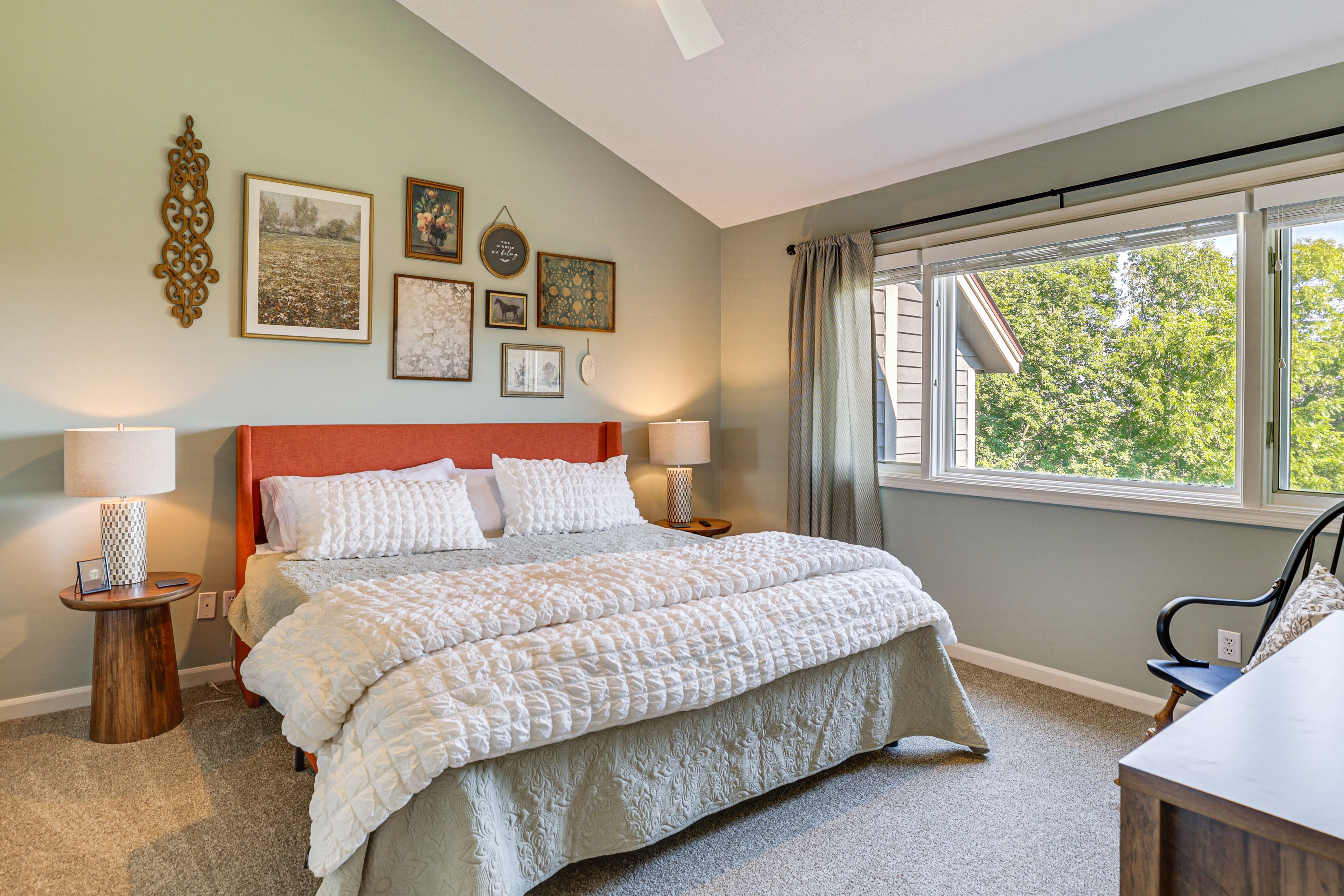 Bedroom 3 | Top Level | King Bed | Smart TV