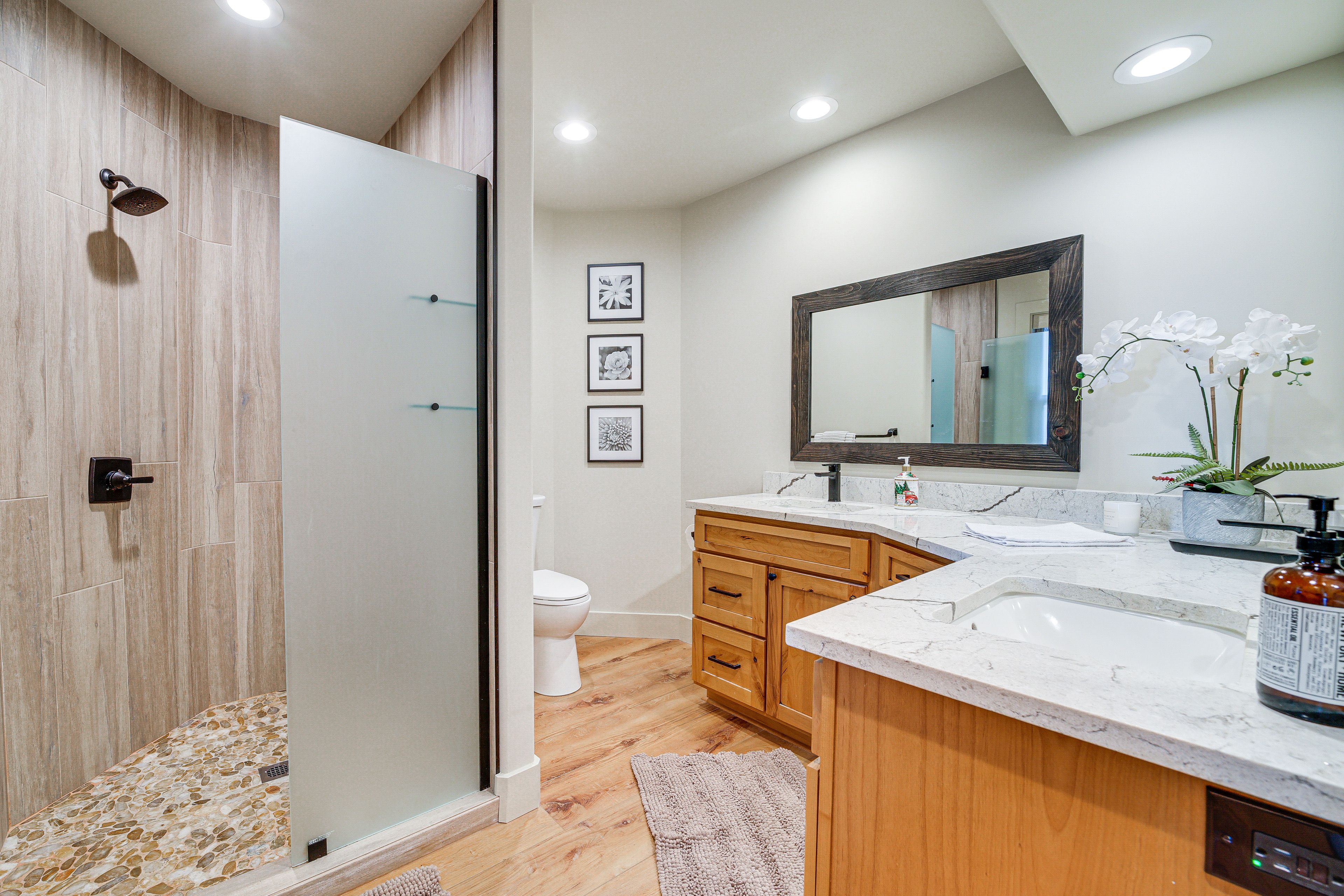 Bathroom | Towels Provided