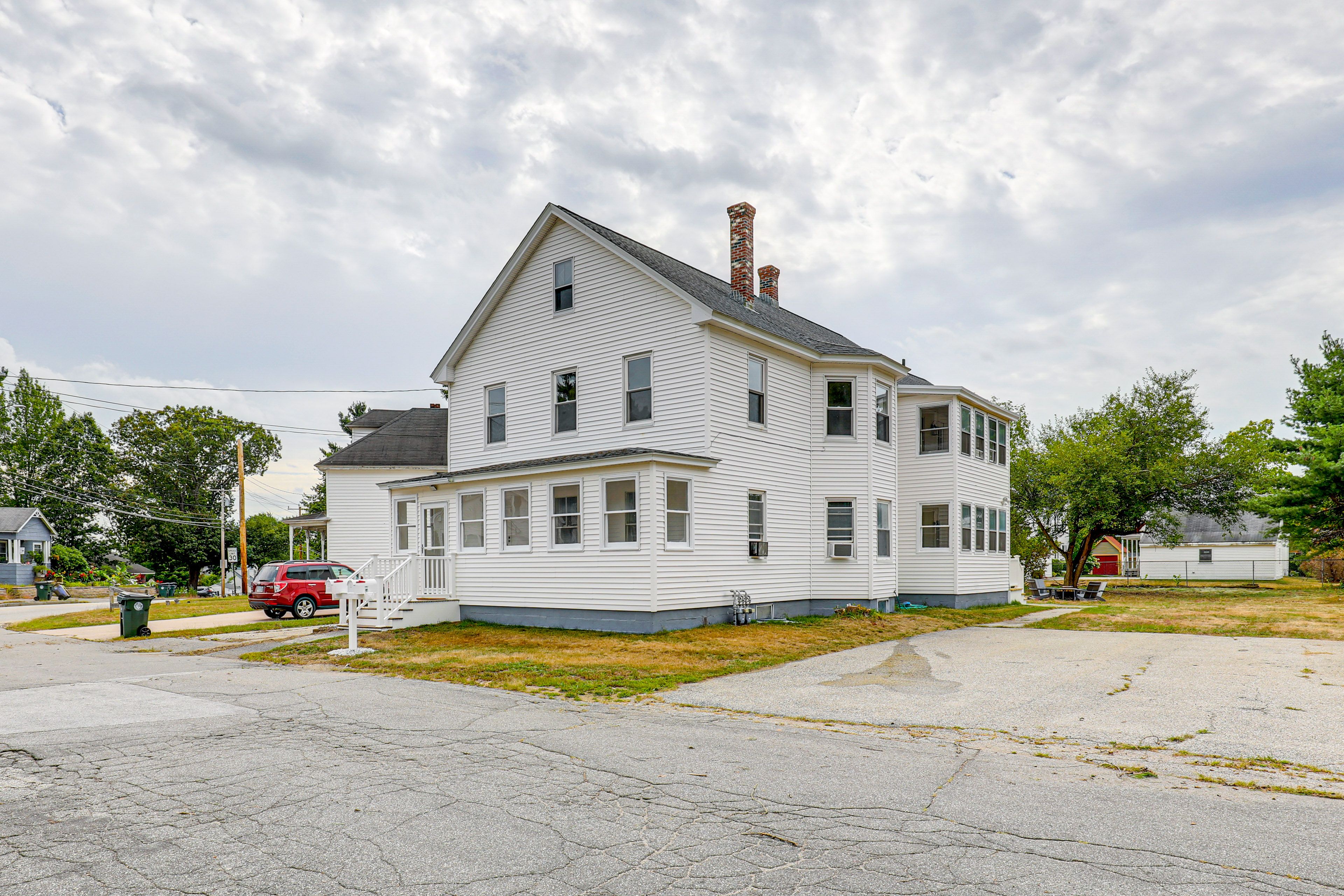 Parking | Driveway (2 Vehicles)