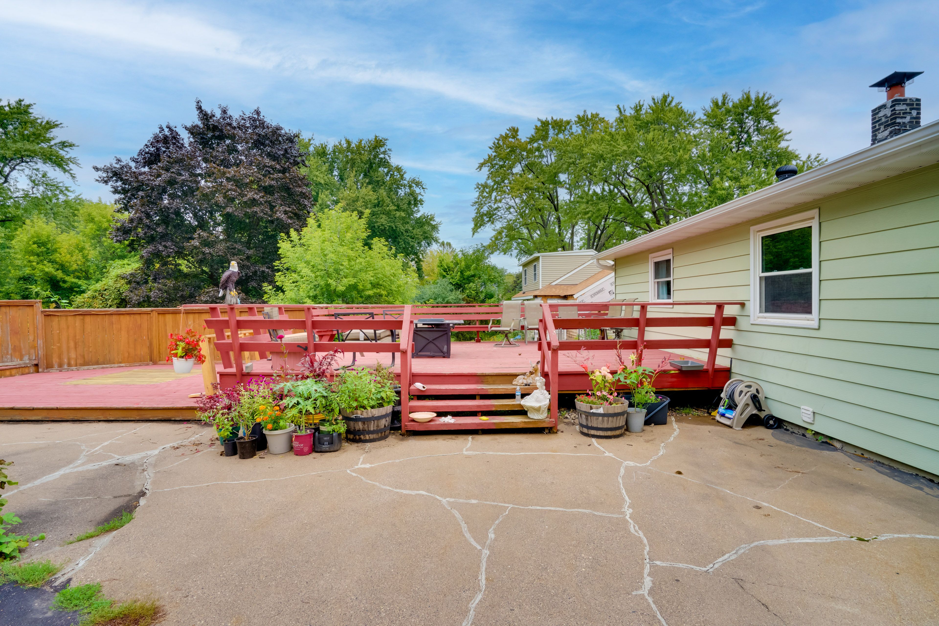 Home Exterior | 2-Level House | 6 Mi to St Paul | 17 Mi to Minneapolis