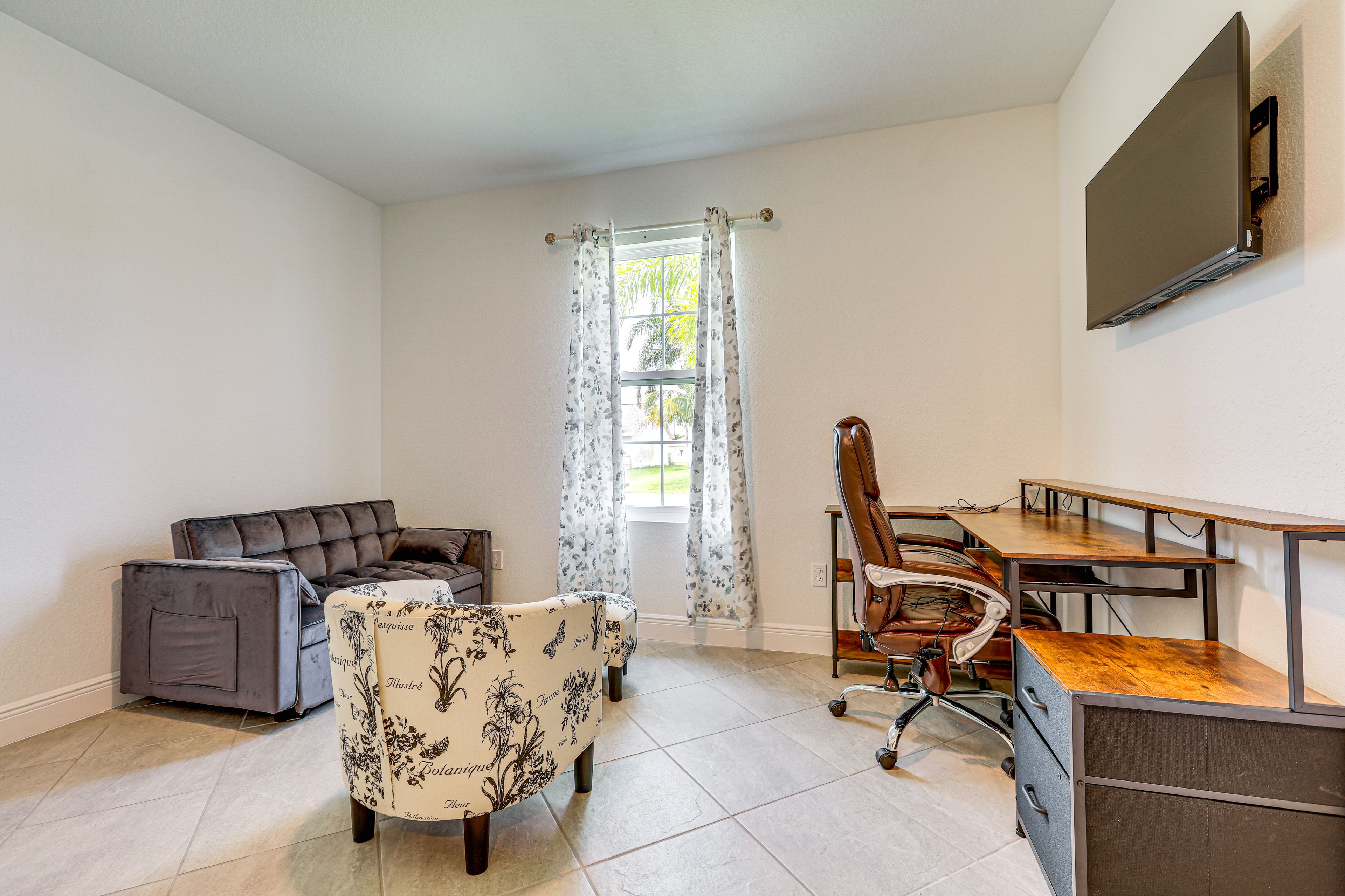 Port St. Lucie Vacation Rental | 1BR | 1BA | 300 Sq Ft | 1 Step to Enter