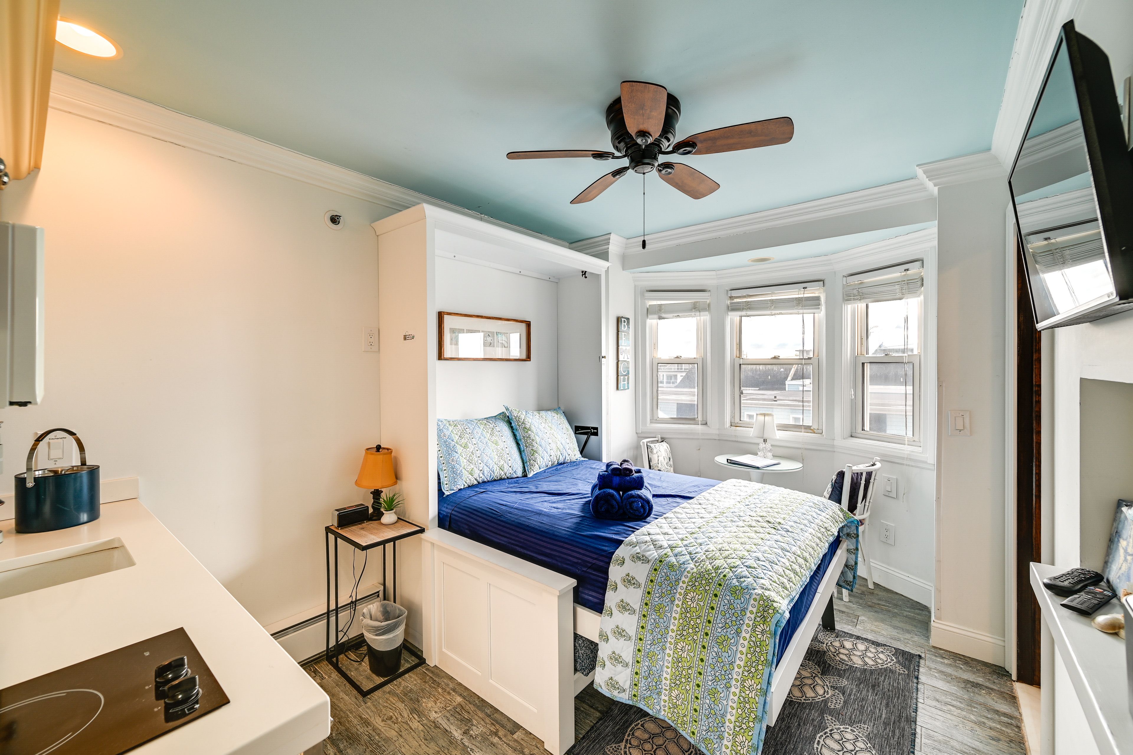 Ocean City Vacation Rental | Studio | 1BA | 250 Sq Ft | Step-Free Access