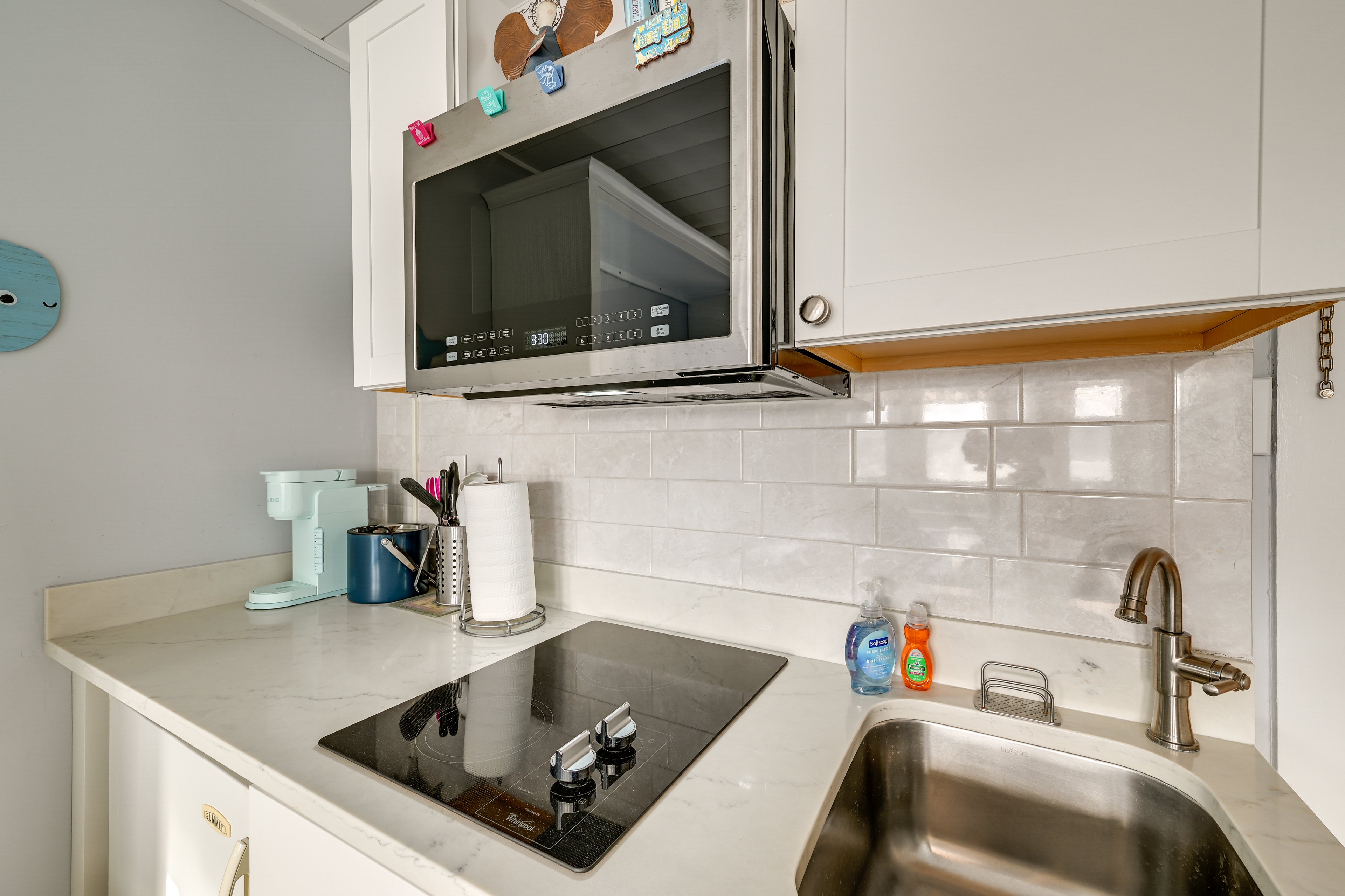 Kitchenette | Stovetop | Keurig | Cooking Basics