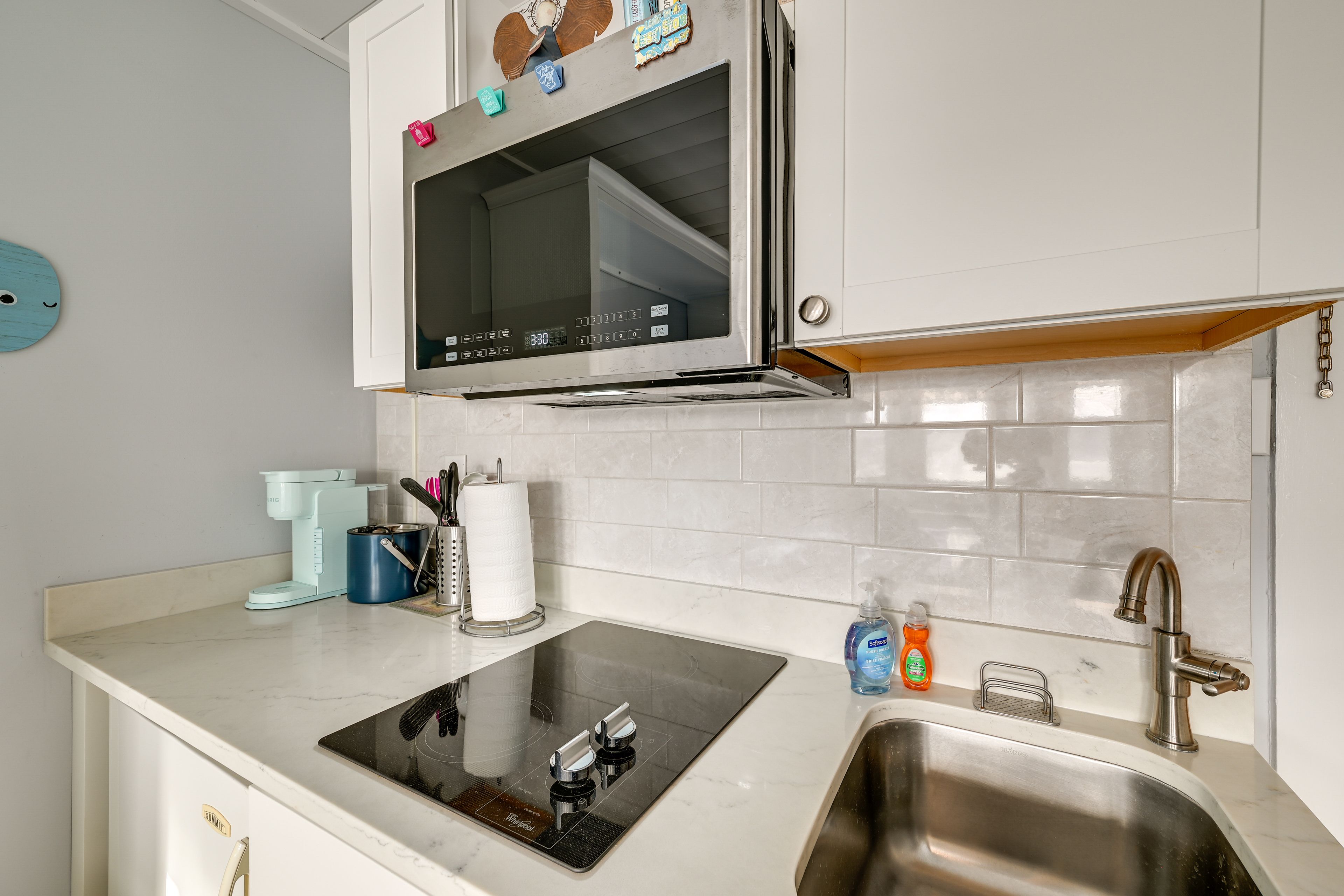 Kitchenette | Stovetop | Keurig | Cooking Basics