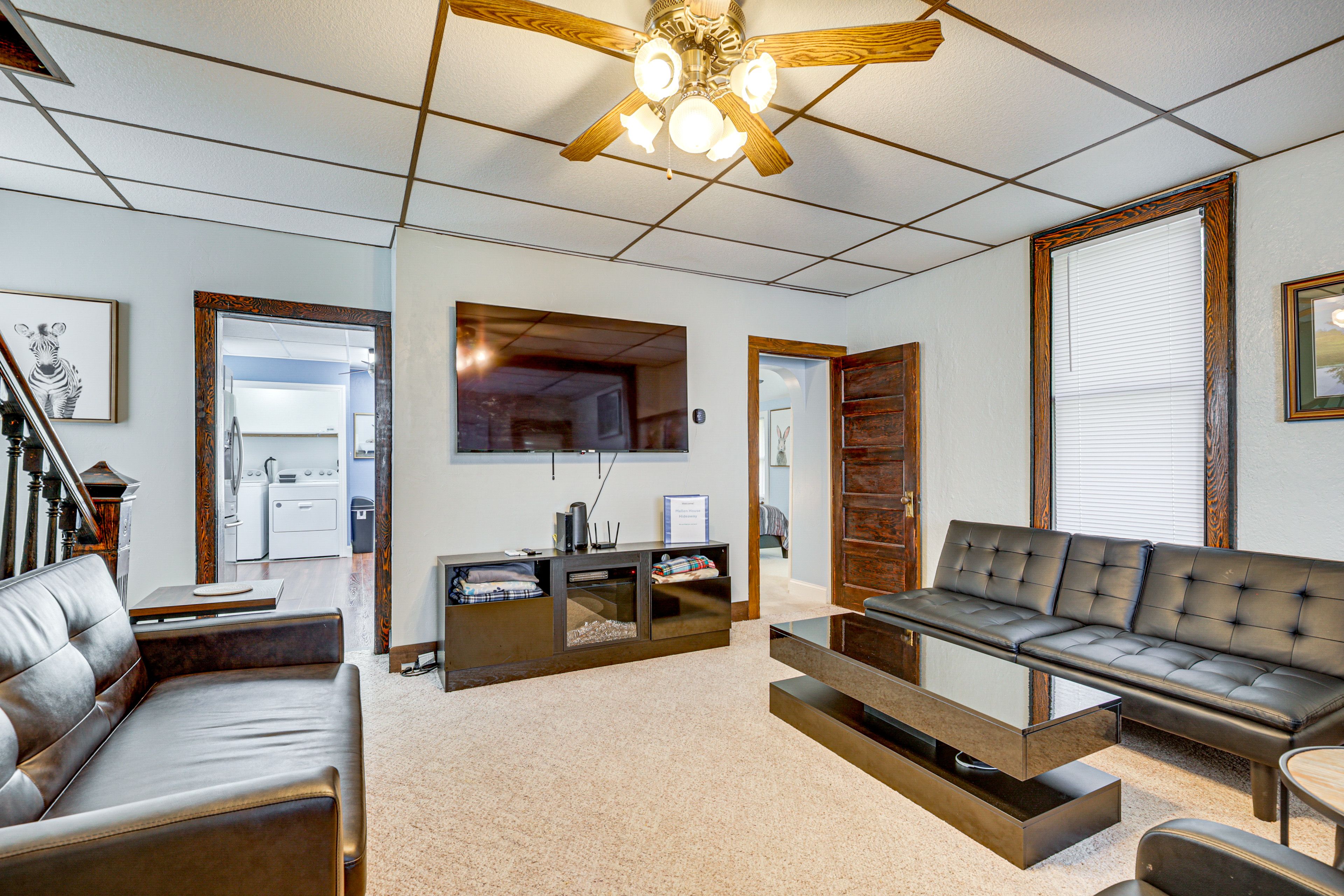 Living Room | Free WiFi | Smart TV | Twin Sleeper Sofa | Full Futon | 1st Floor