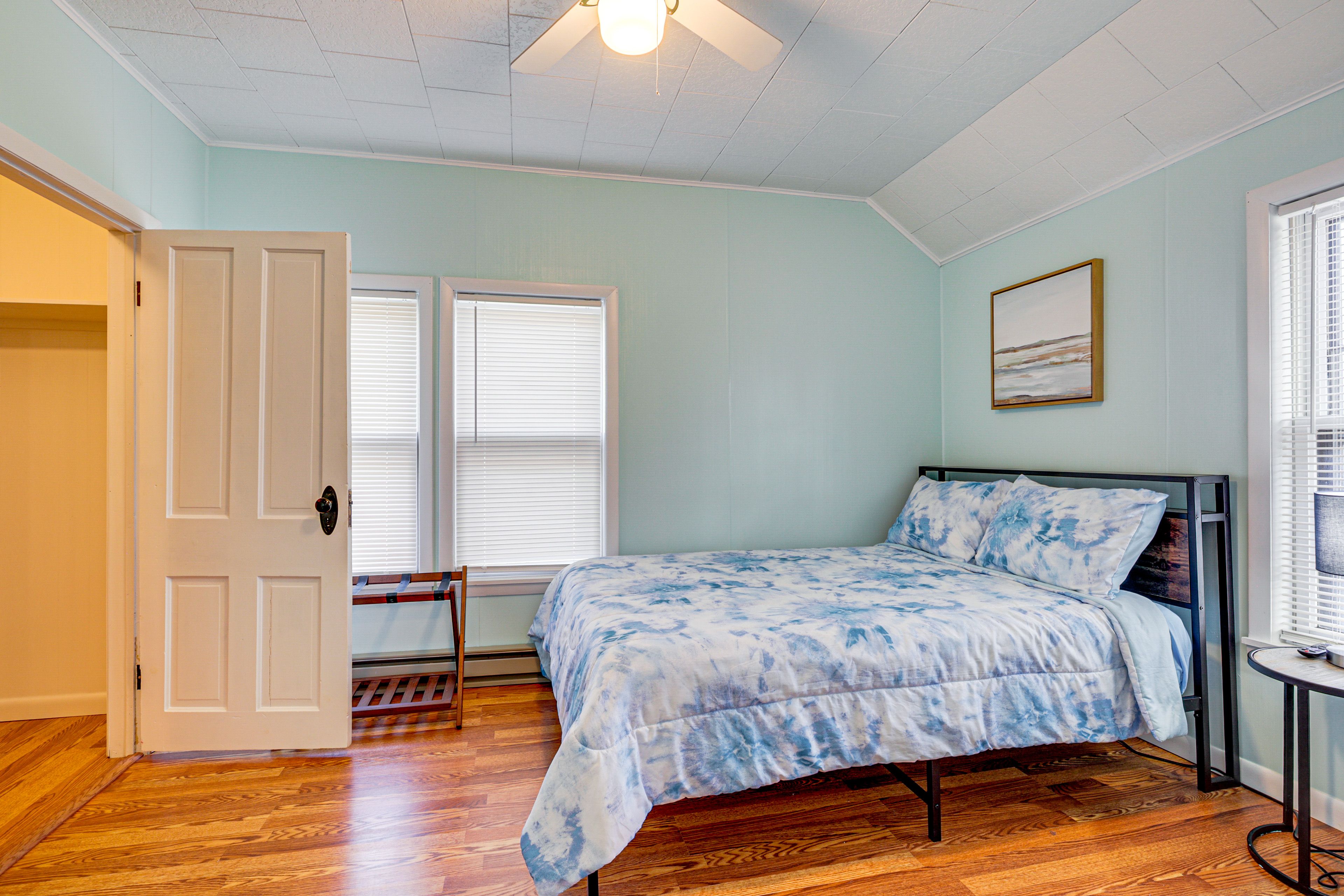 Bedroom 2 | Queen Bed | 2nd Floor