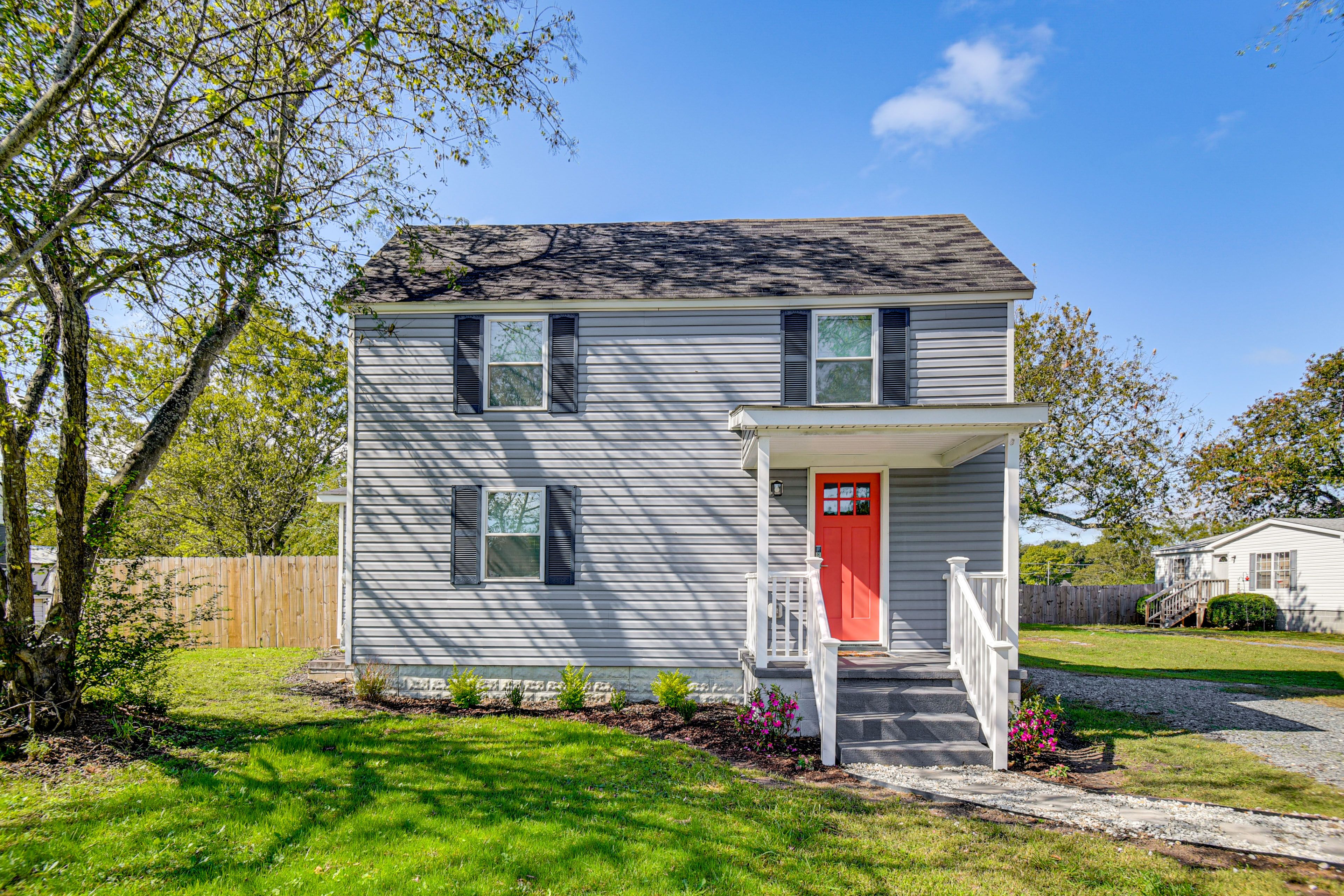 Cape Charles Vacation Rental | 2BR | 2BA | 1,050 Sq Ft | 4 Steps to Enter