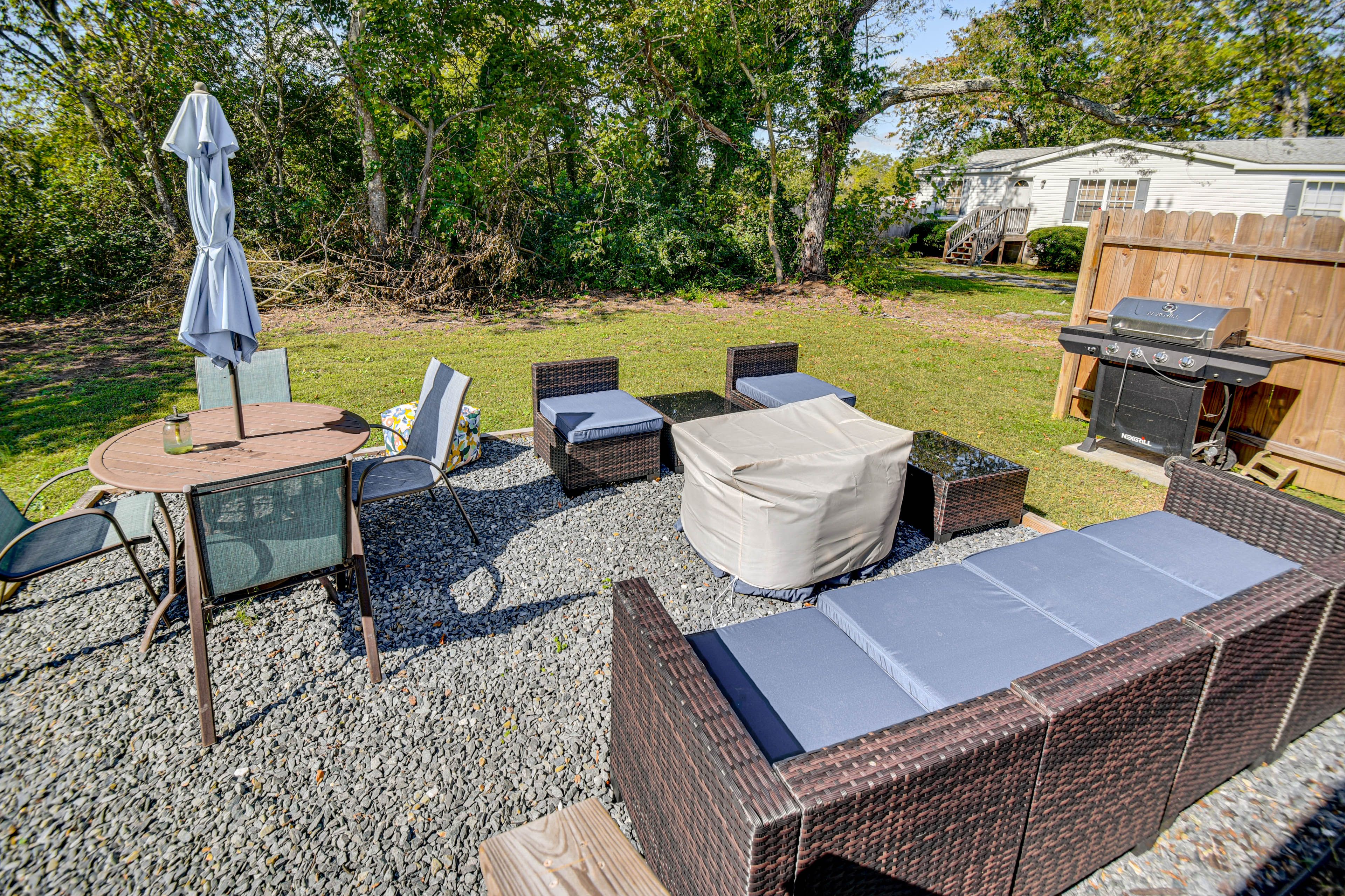 Back Patio | Gas Grill