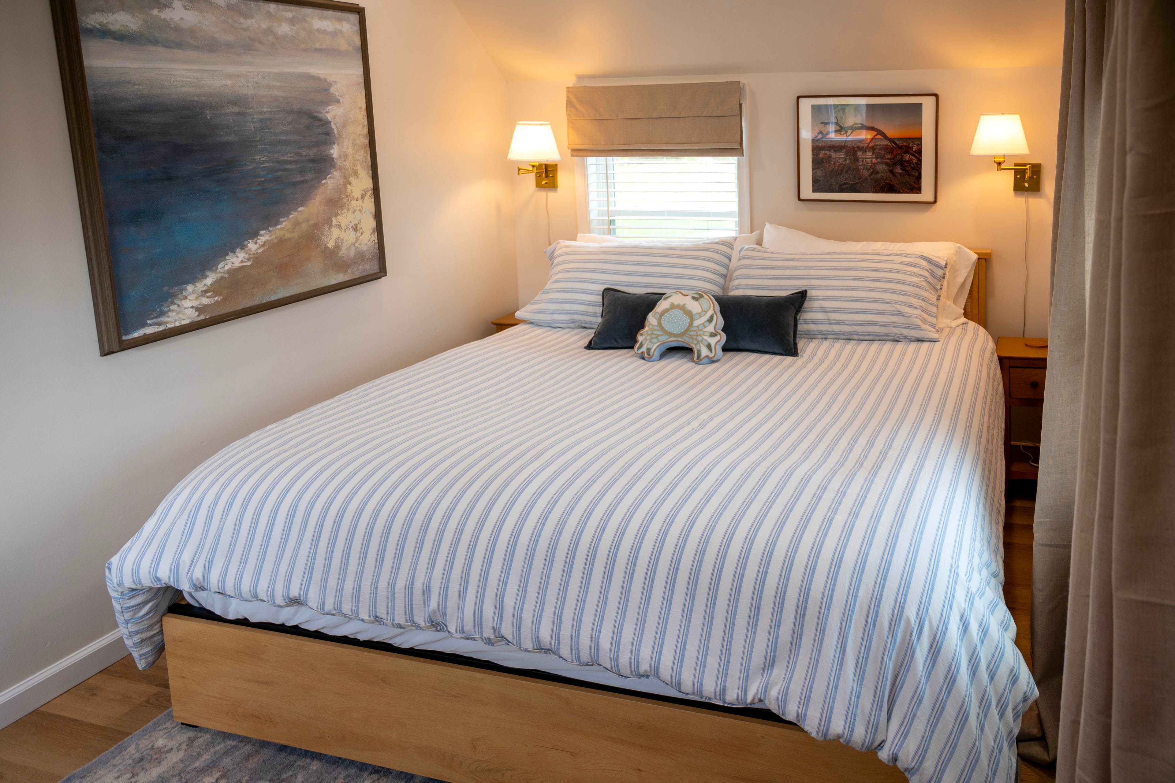 Bedroom 2 | King Bed | 2nd Floor