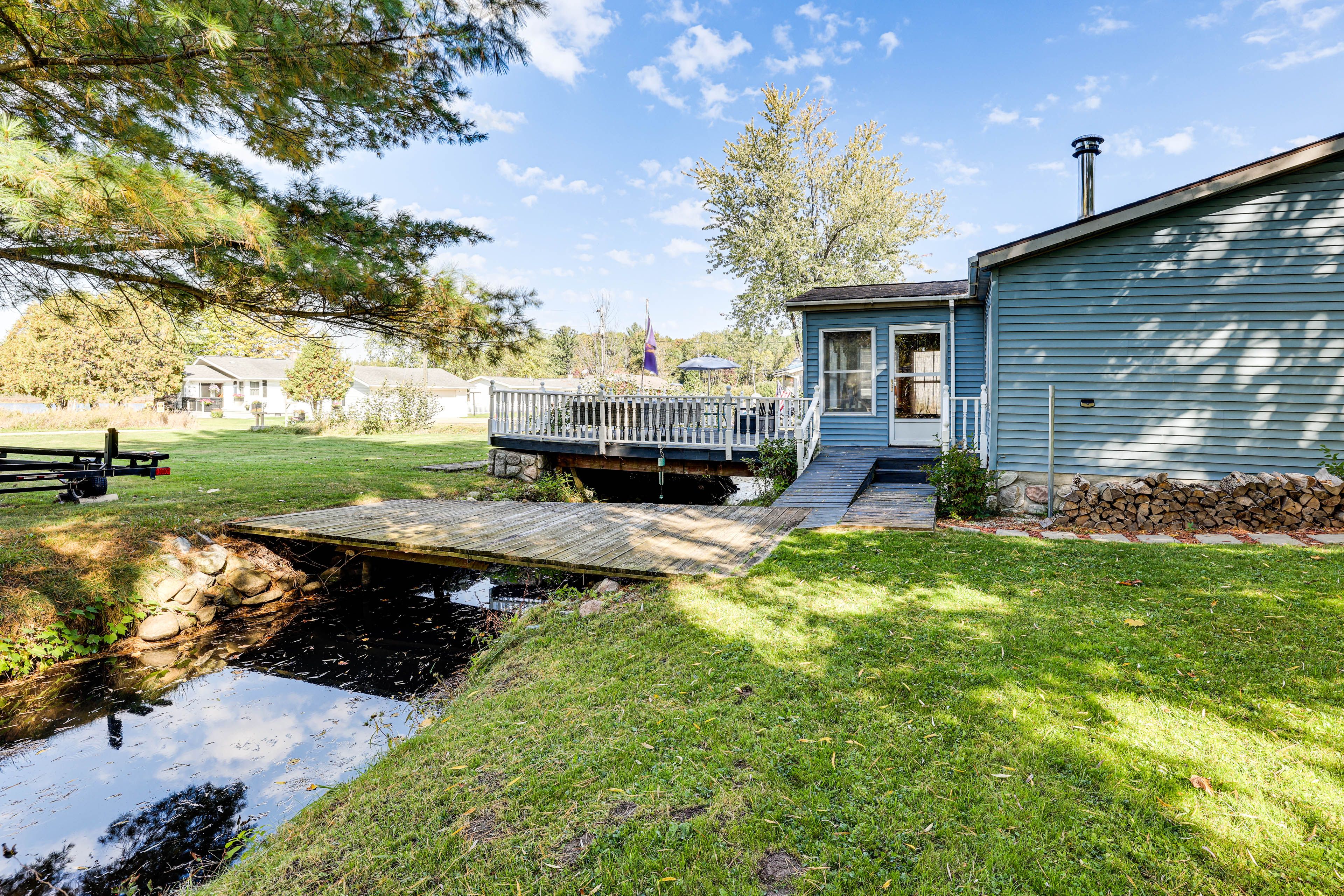 Parking | Driveway (4 Vehicles)