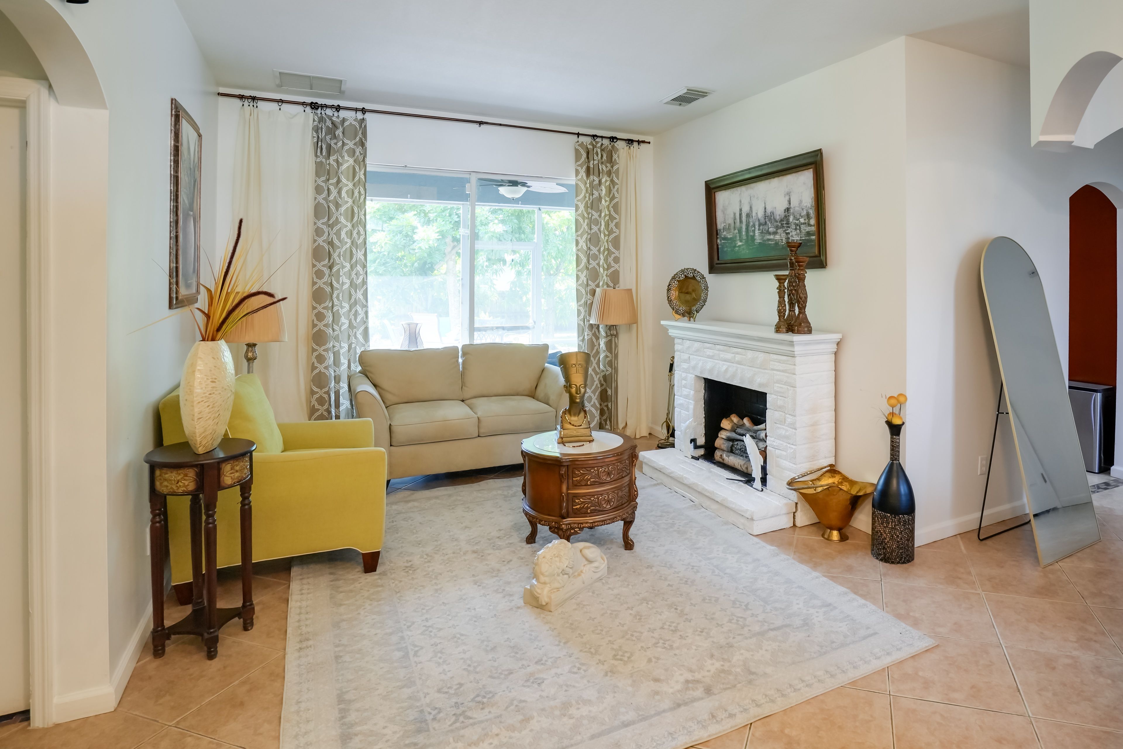 Sitting Room | 1st Floor