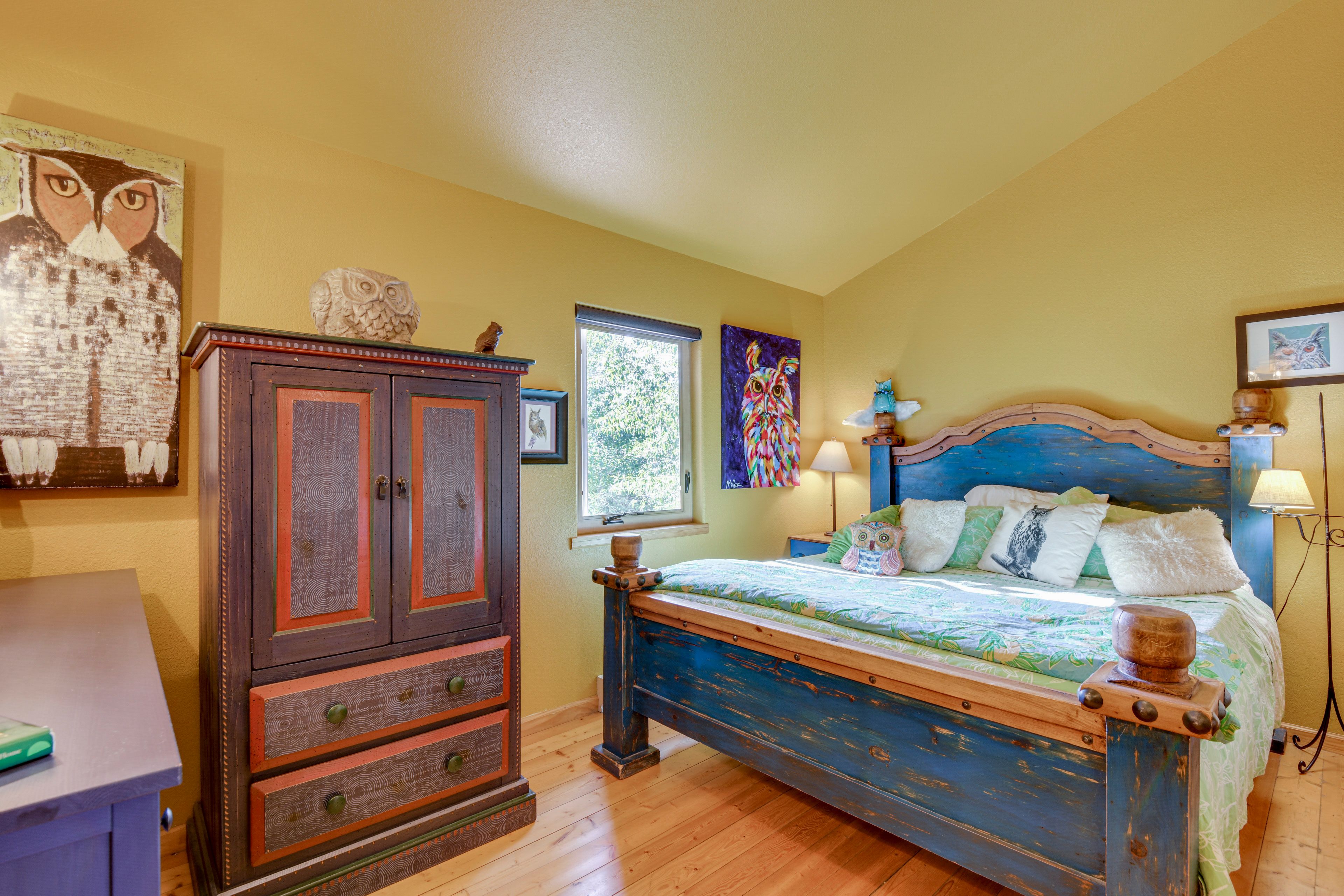 Bedroom 1 | King Bed | 2nd Floor