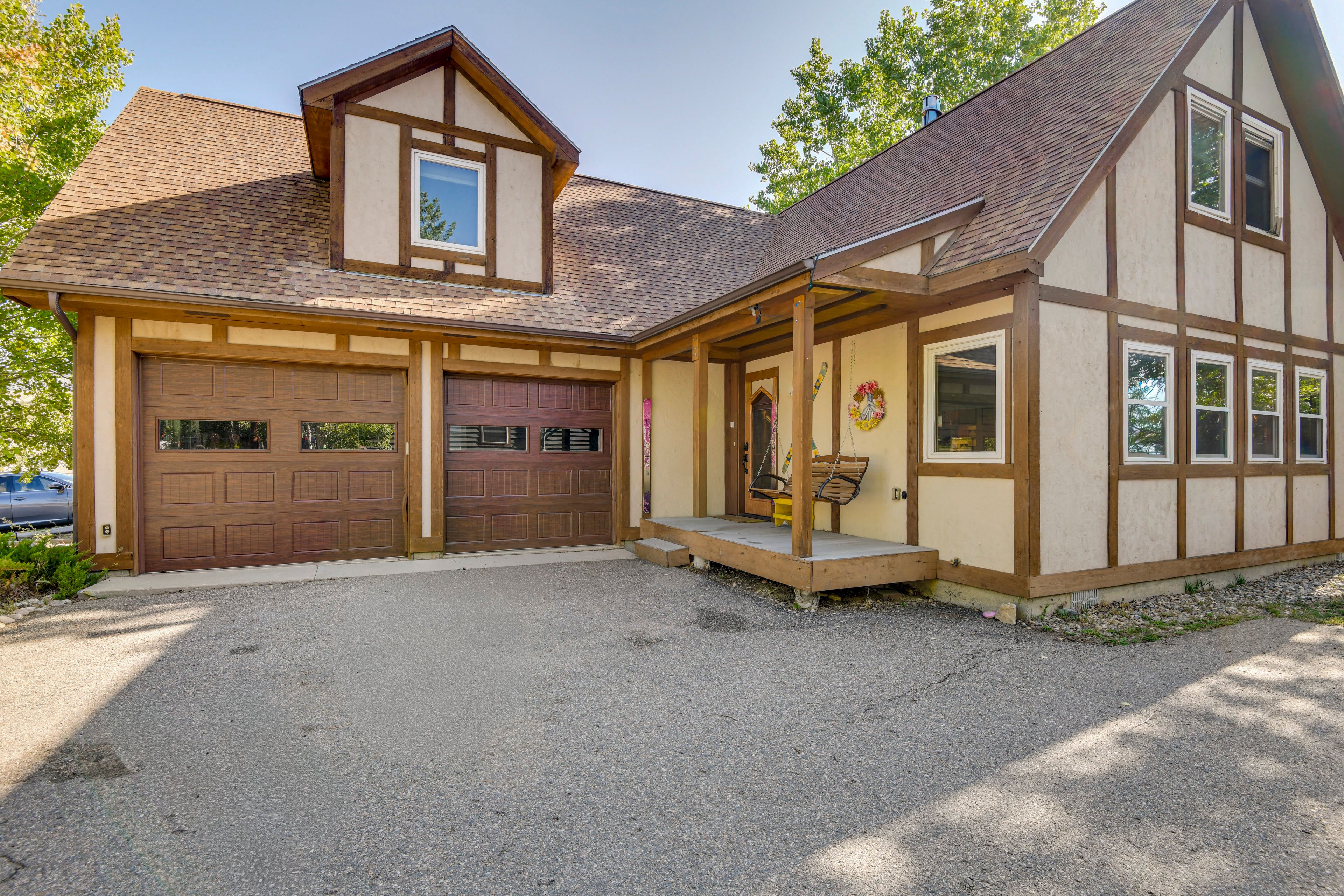 House Exterior | Driveway (4 Vehicles)