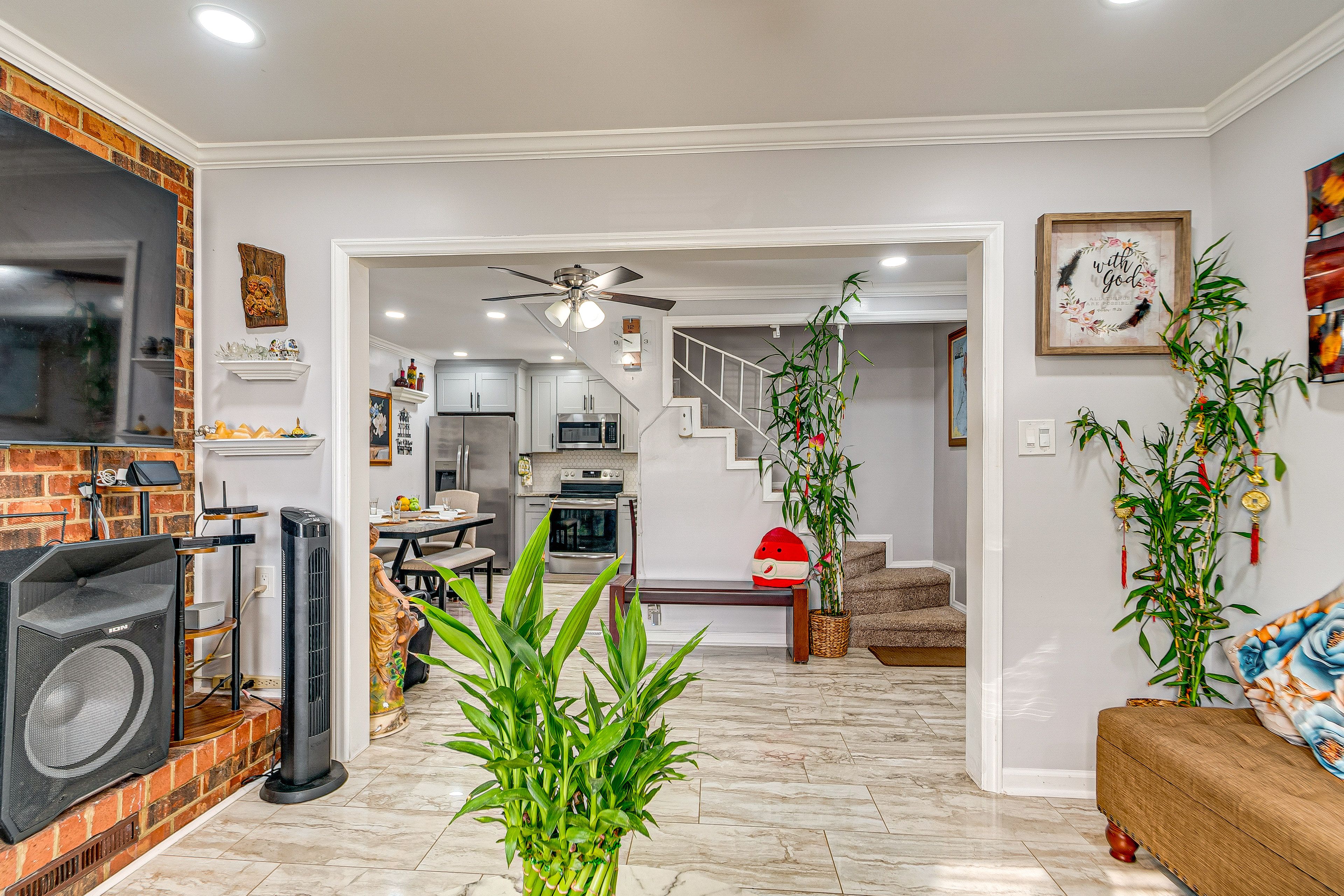 Living Room | Smart TV | Central A/C | 1st Floor