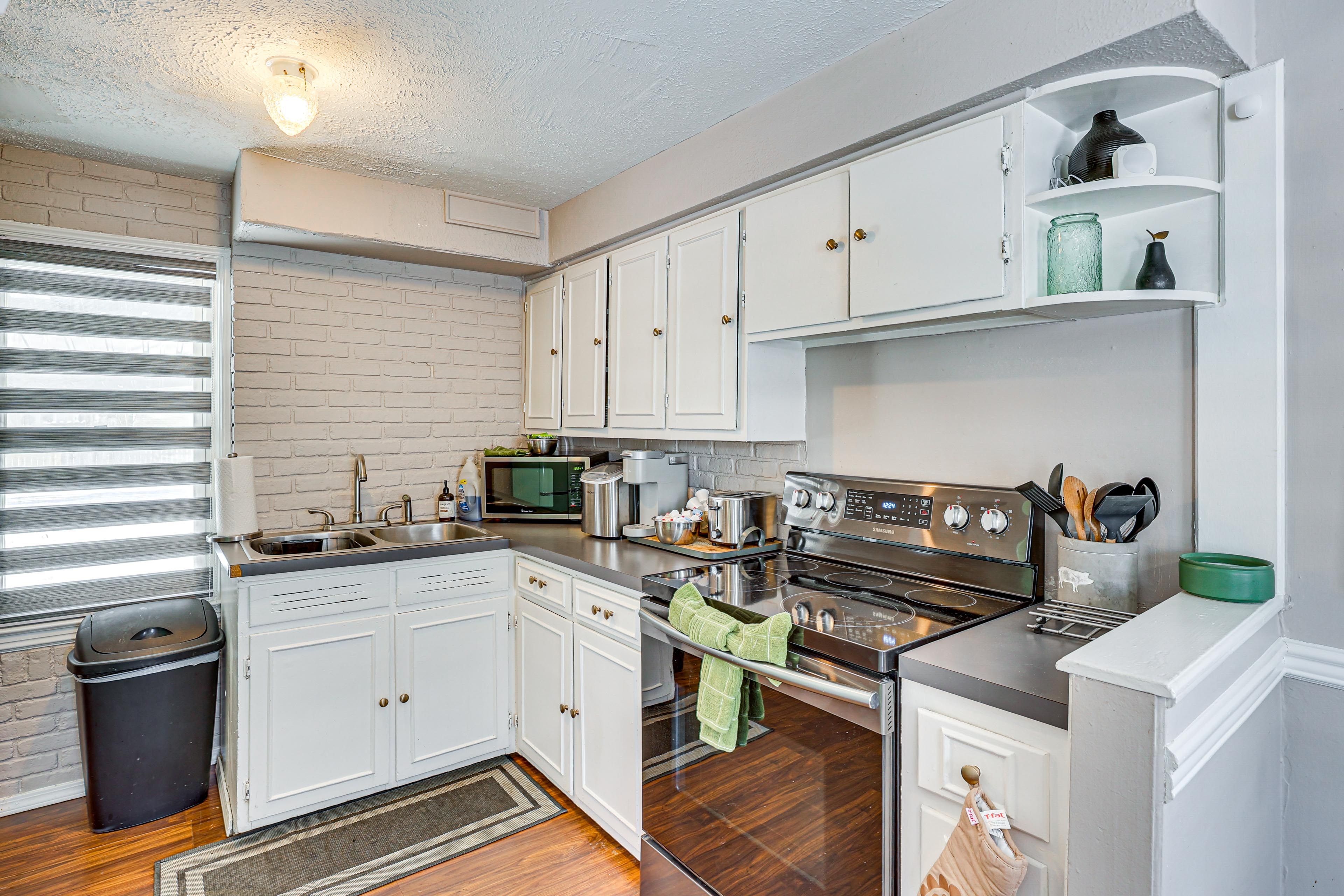 Kitchen | Keurig | 1st Floor