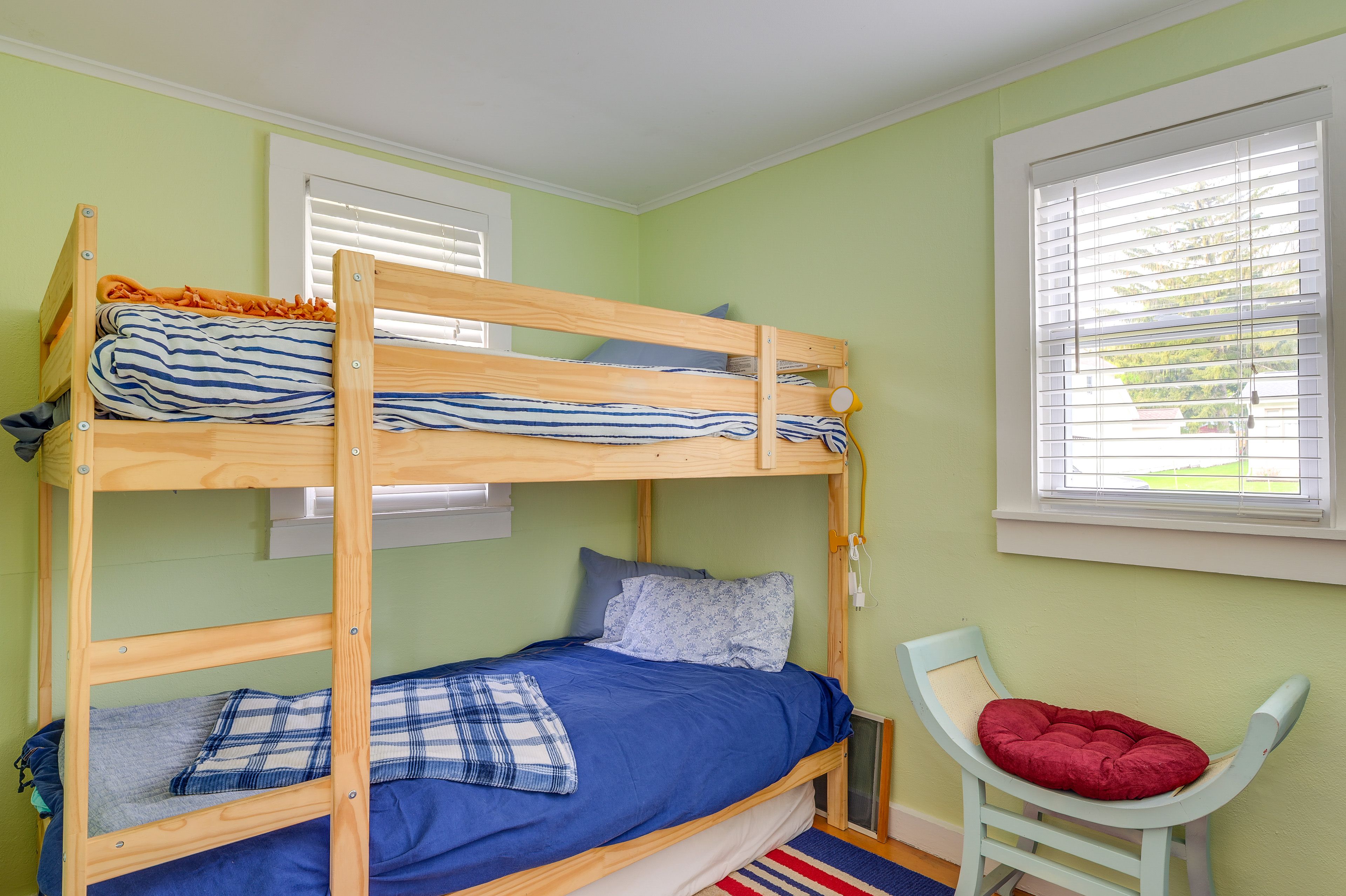 Bedroom 2 | Twin Bunk Bed