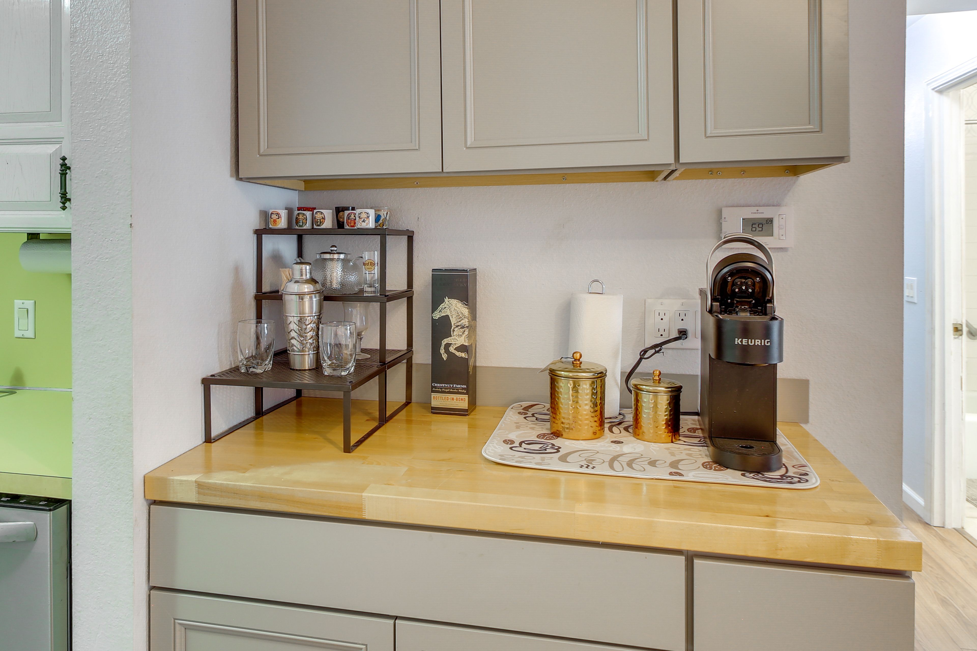Coffee Bar | Keurig Coffee Maker
