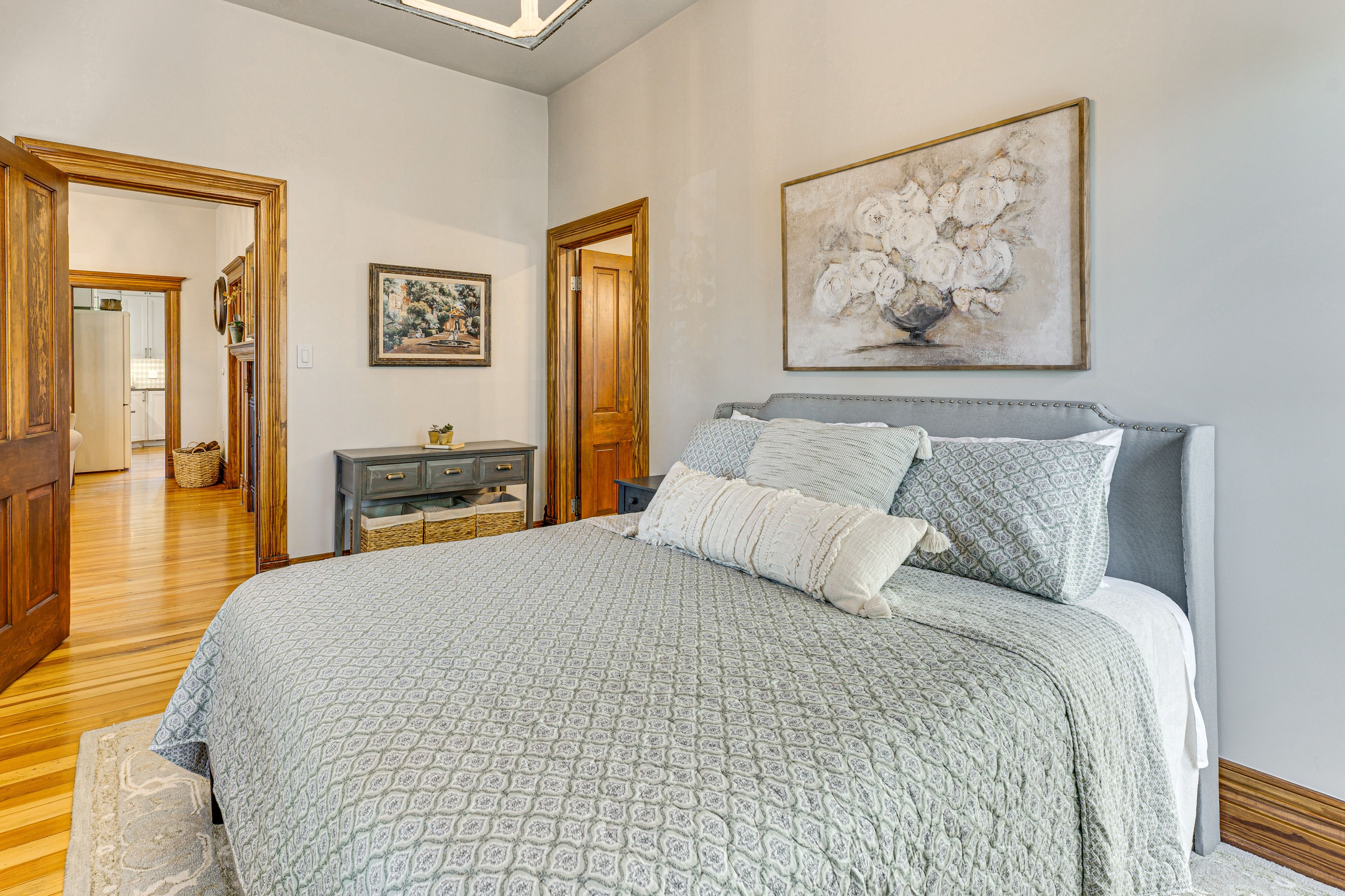 Bedroom 2 | Queen Bed | 1st Floor