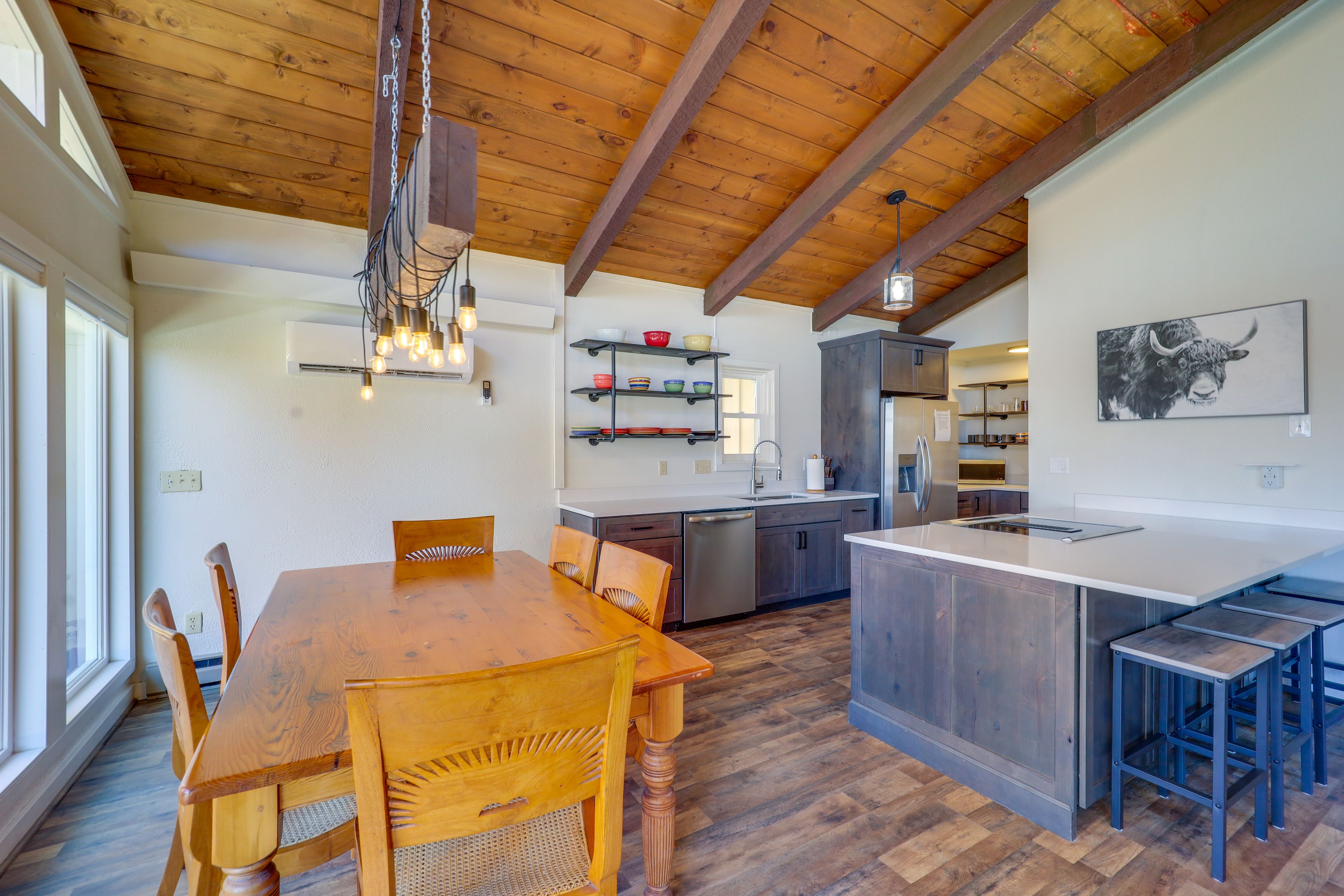 Dining Area | Dishware & Flatware Provided | Main Level