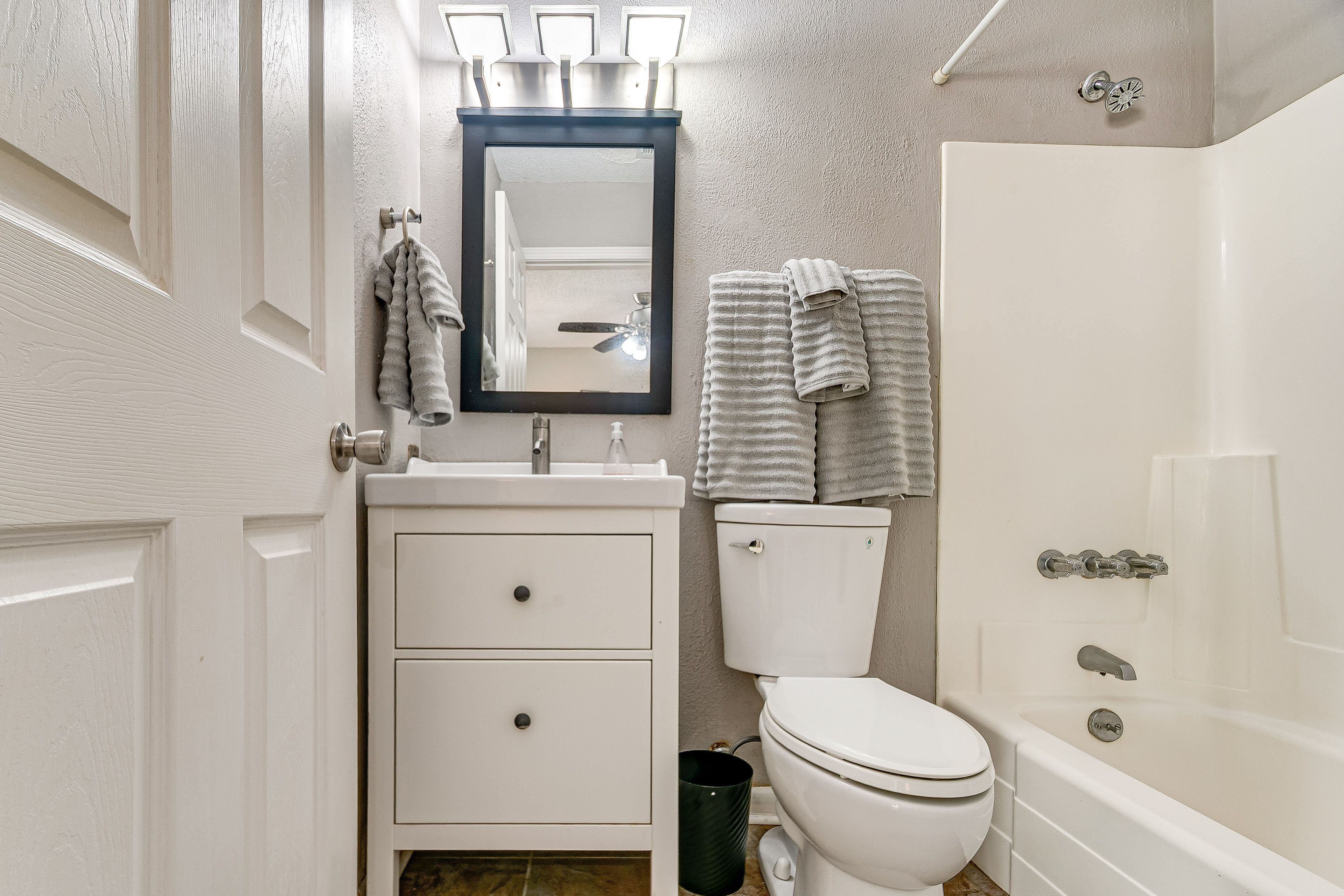 En-Suite Bathroom