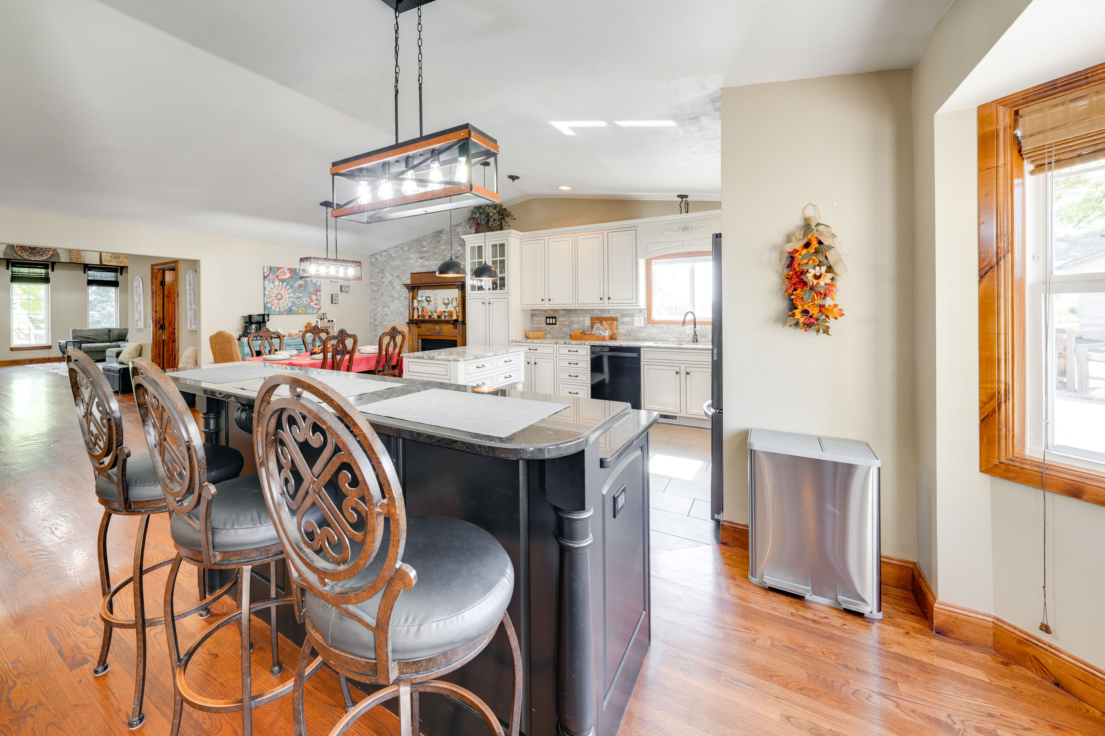 Breakfast Bar