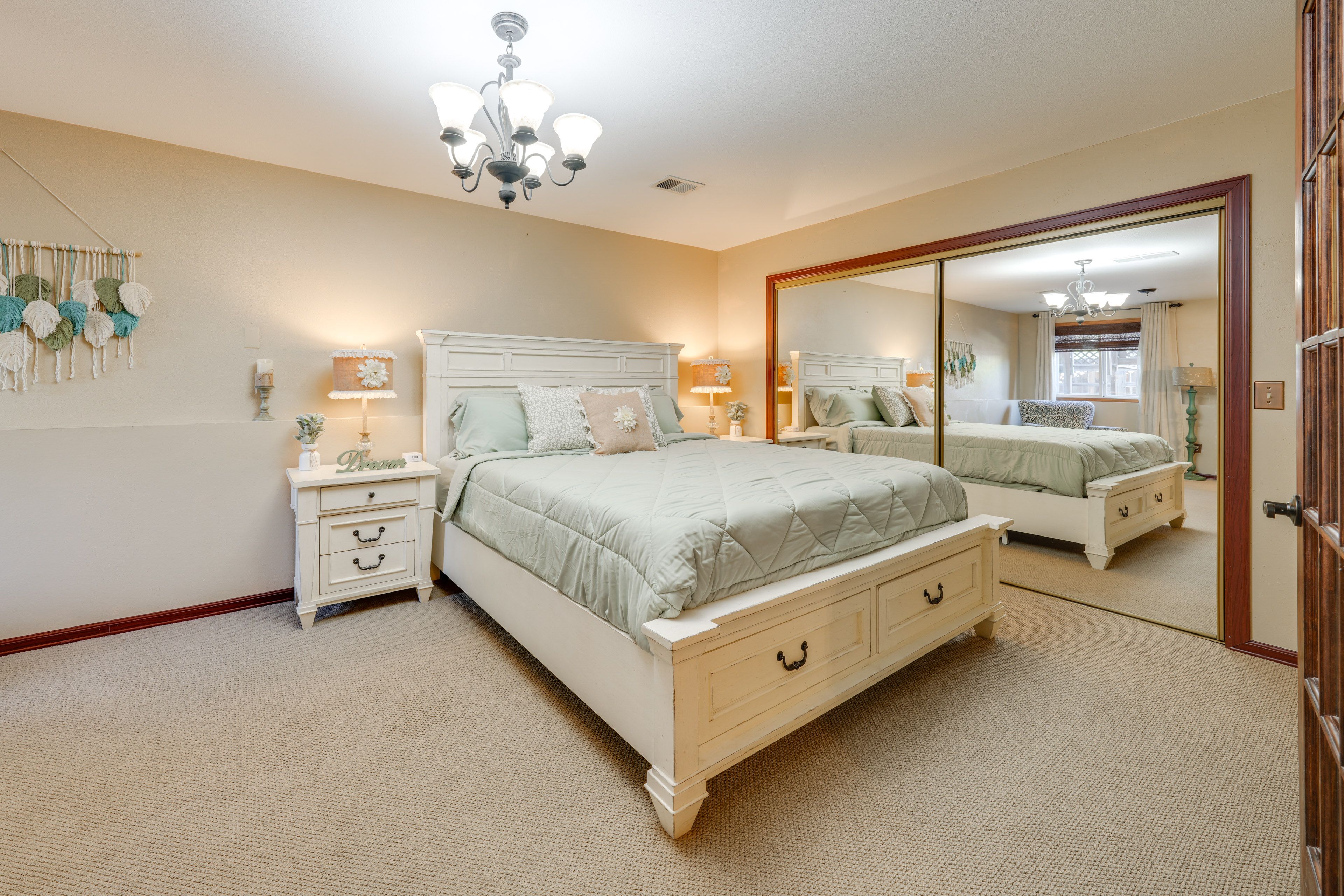 Bedroom 2 | King Bed | TV