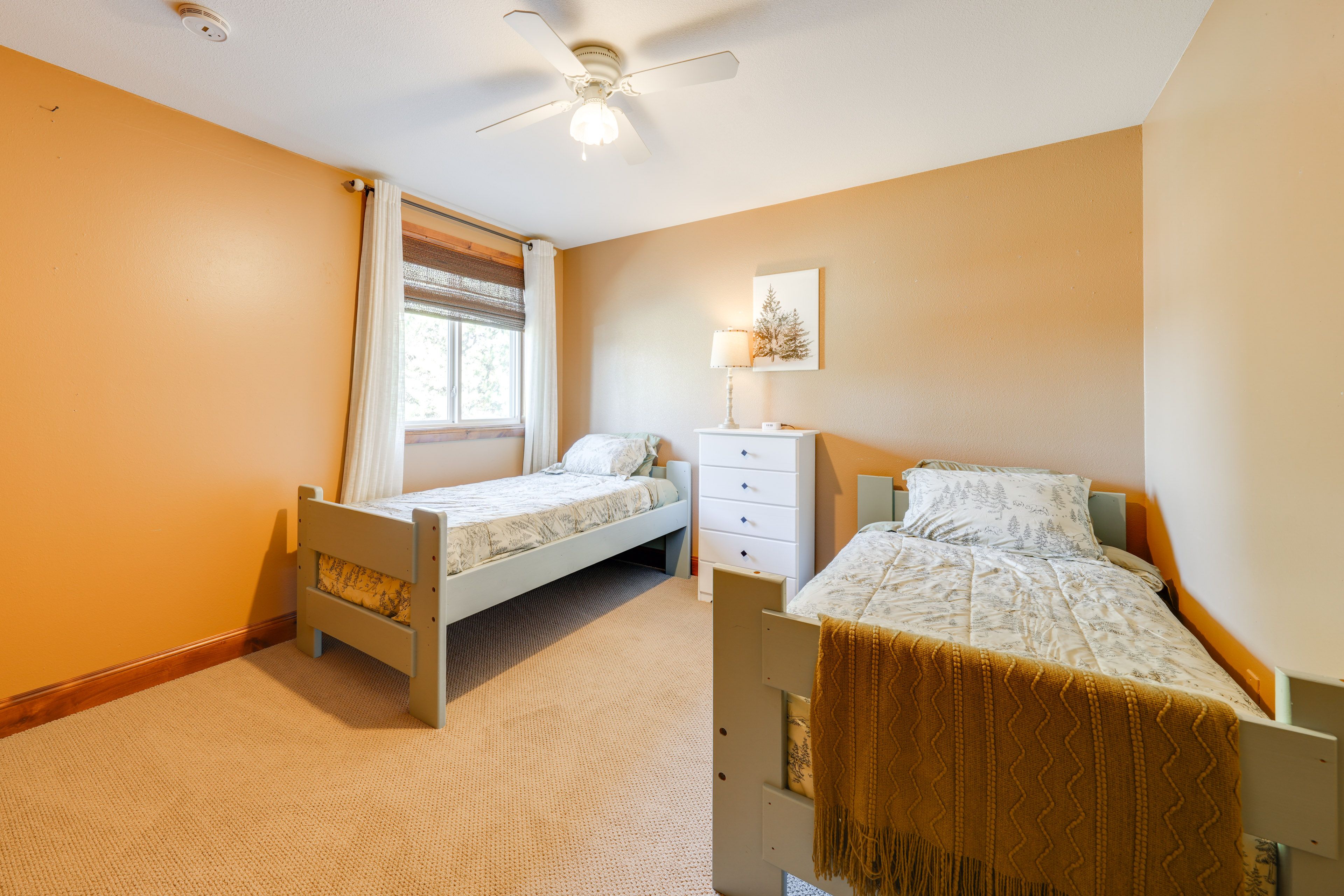 Bedroom 3 | 2 Twin Beds