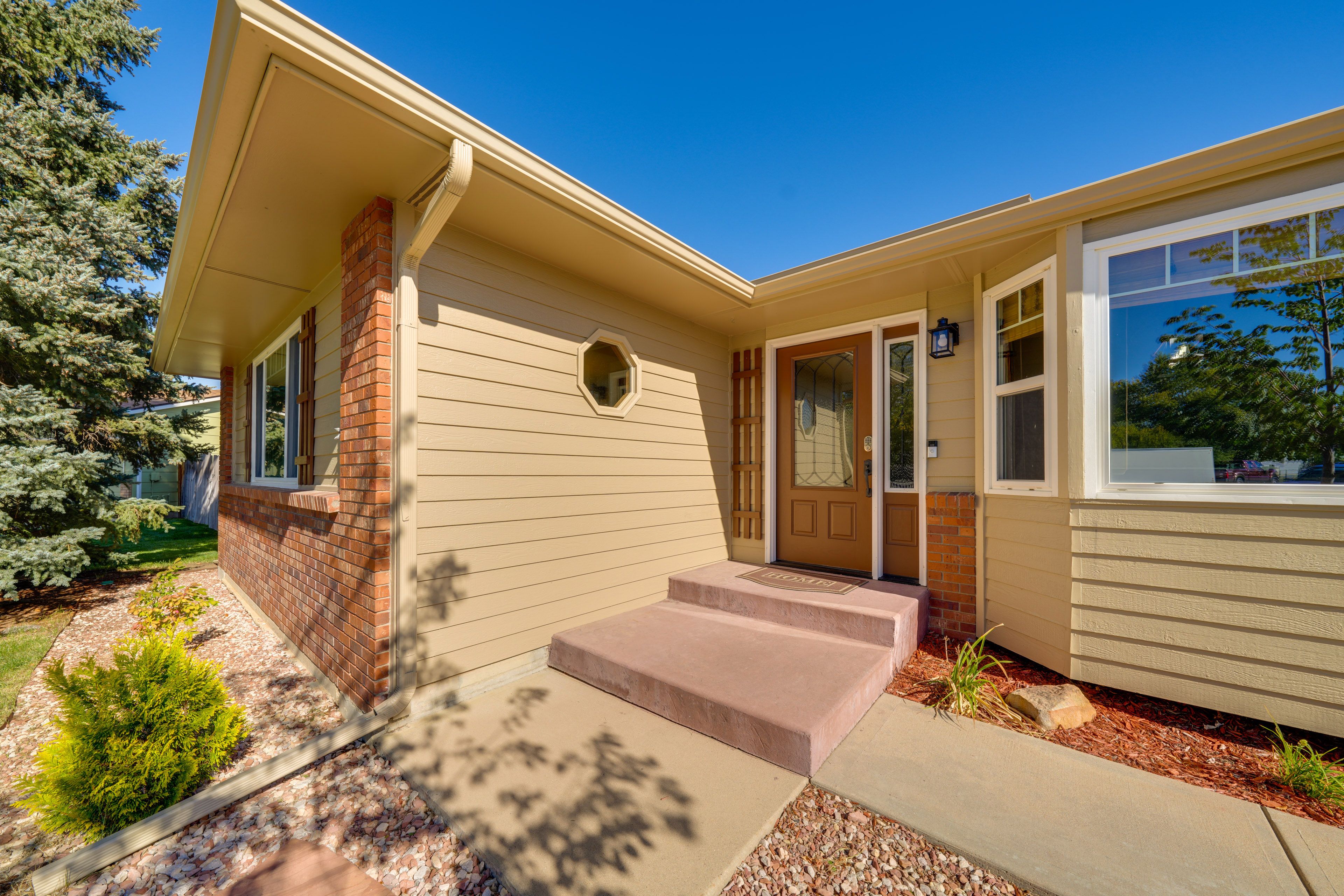 House Exterior | Keyless Entry