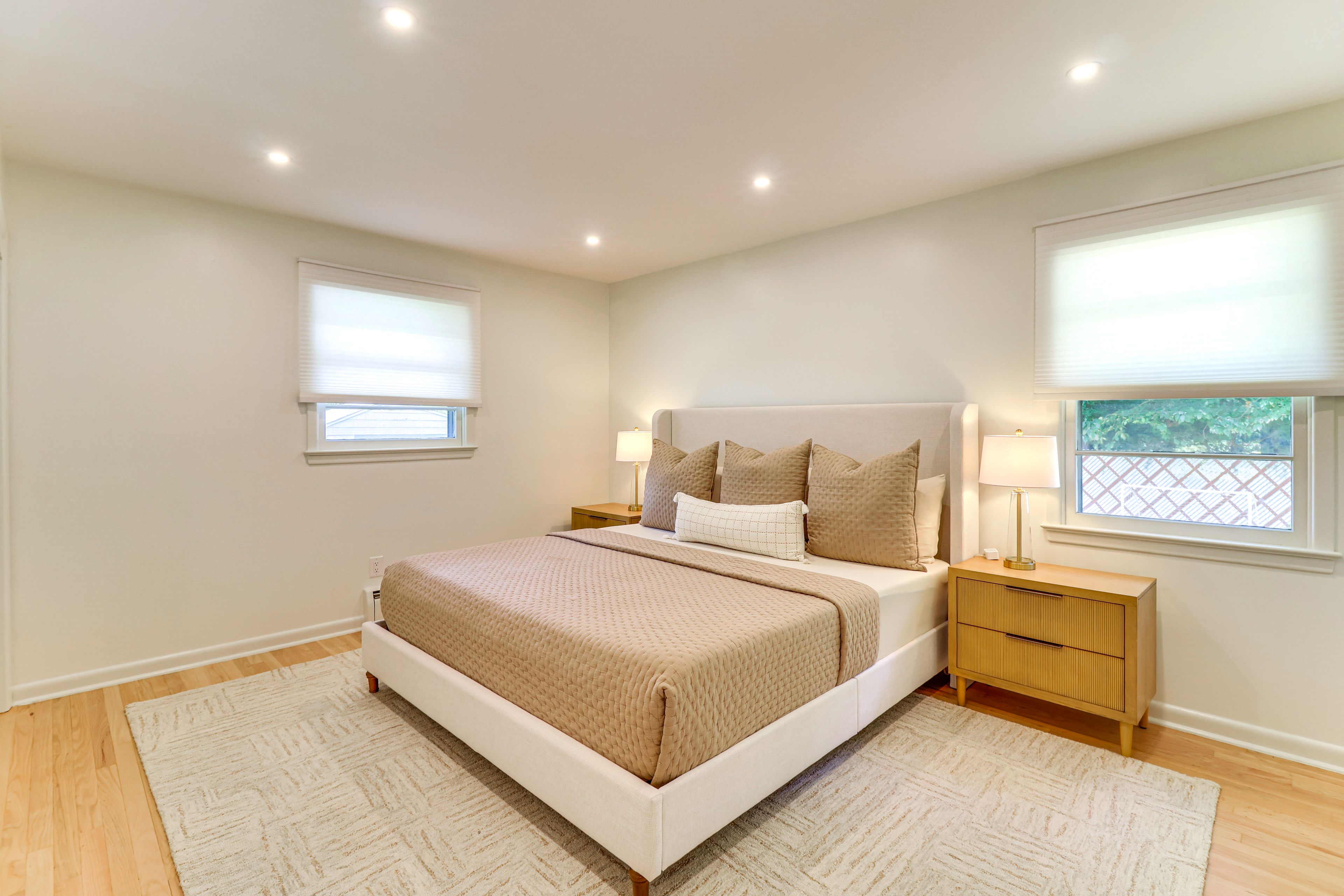 Bedroom 1 | King Bed | Linens Provided