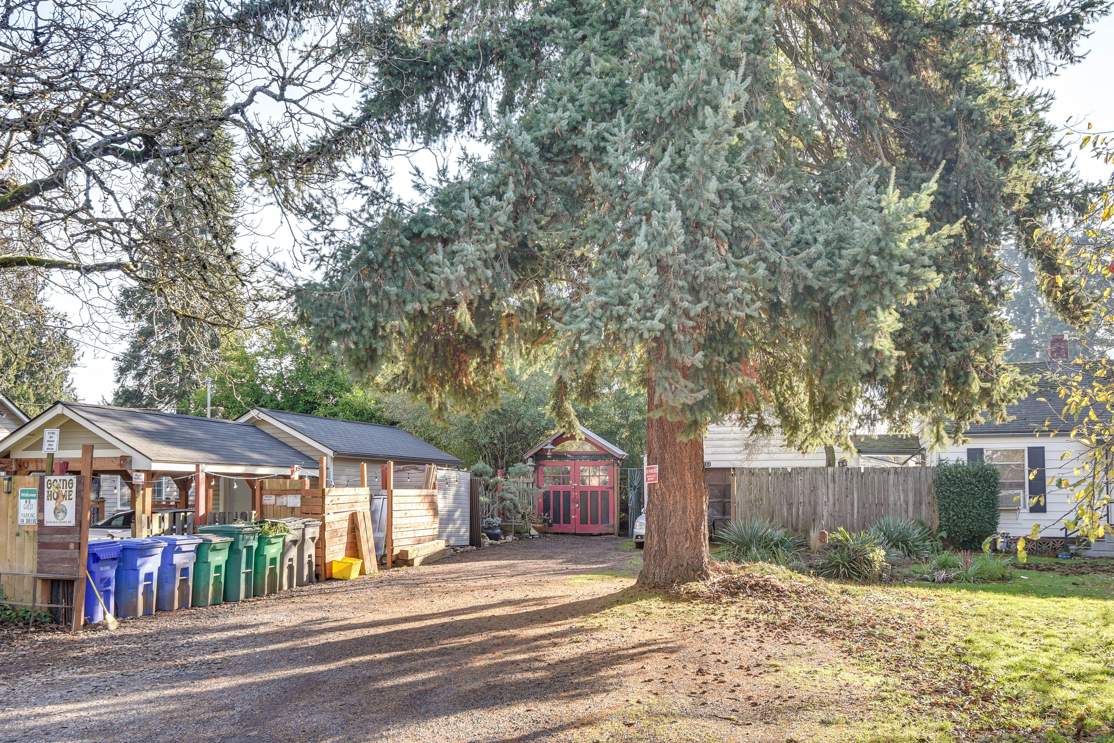 Parking | Driveway (1 Vehicle) | Free Street Parking