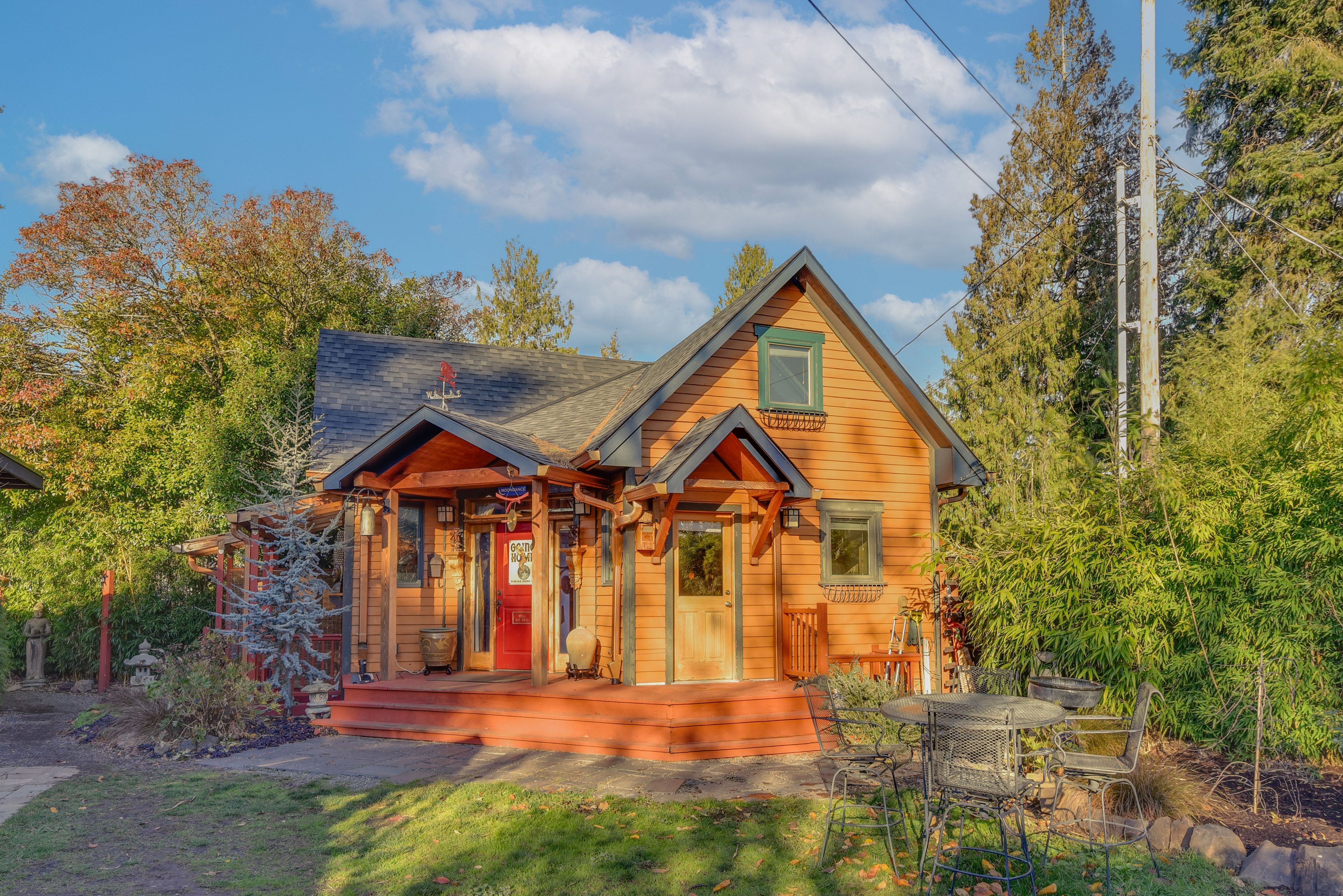 Portland Vacation Rental | 1BR | 1BA | 750 Sq Ft | 3 Steps to Enter